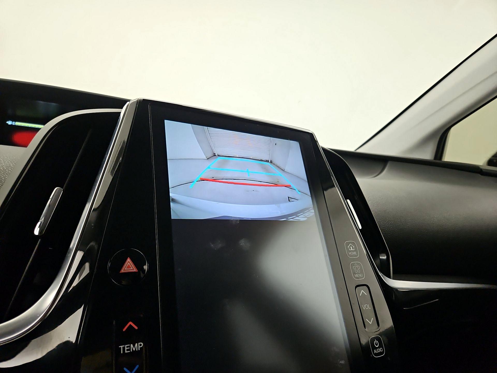 Thumbnail: 2021 Toyota Prius Prime - 15
