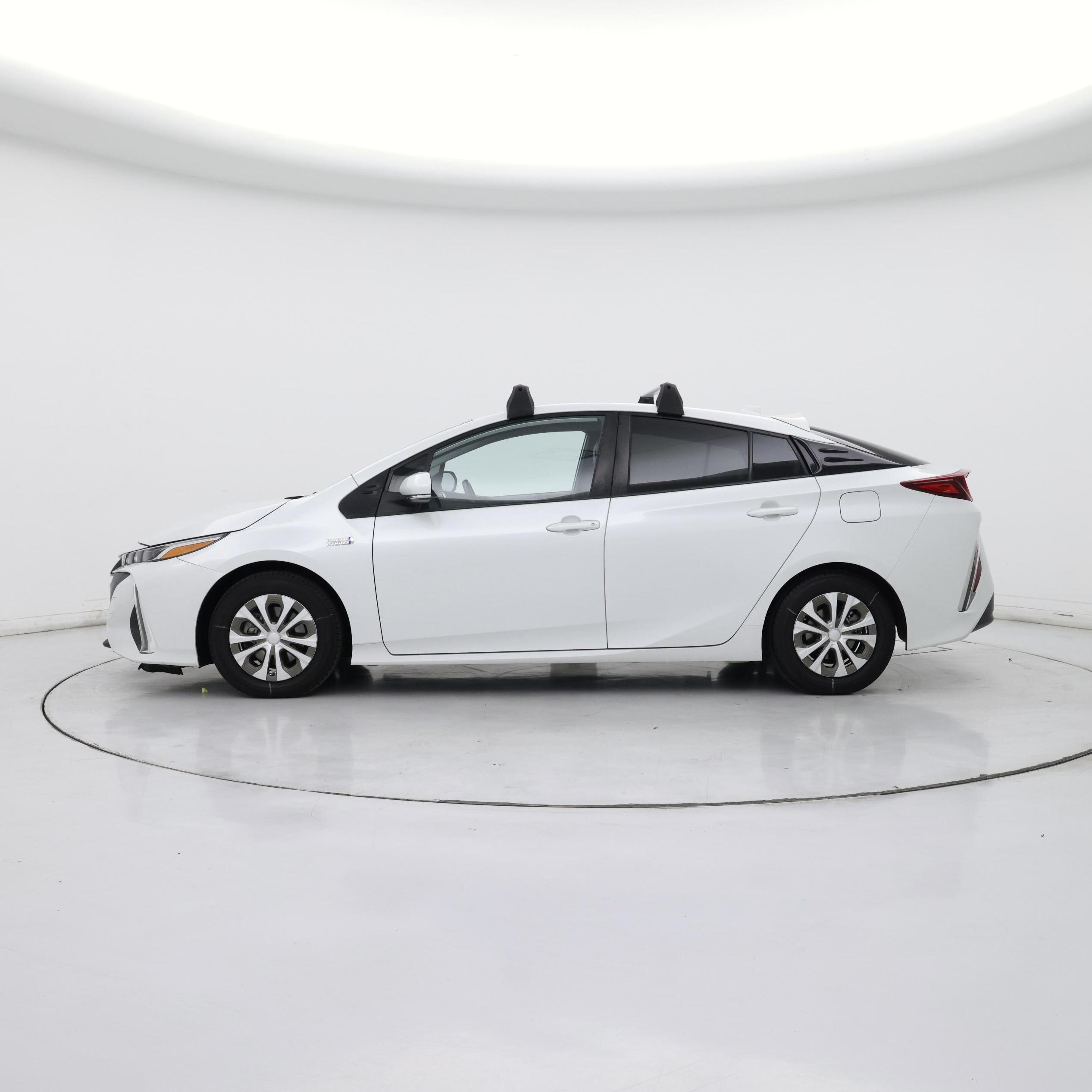 Thumbnail: 2021 Toyota Prius Prime - 3