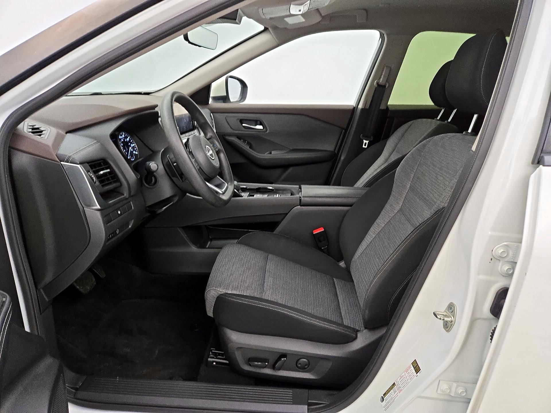 Thumbnail: 2023 Nissan Rogue - 11