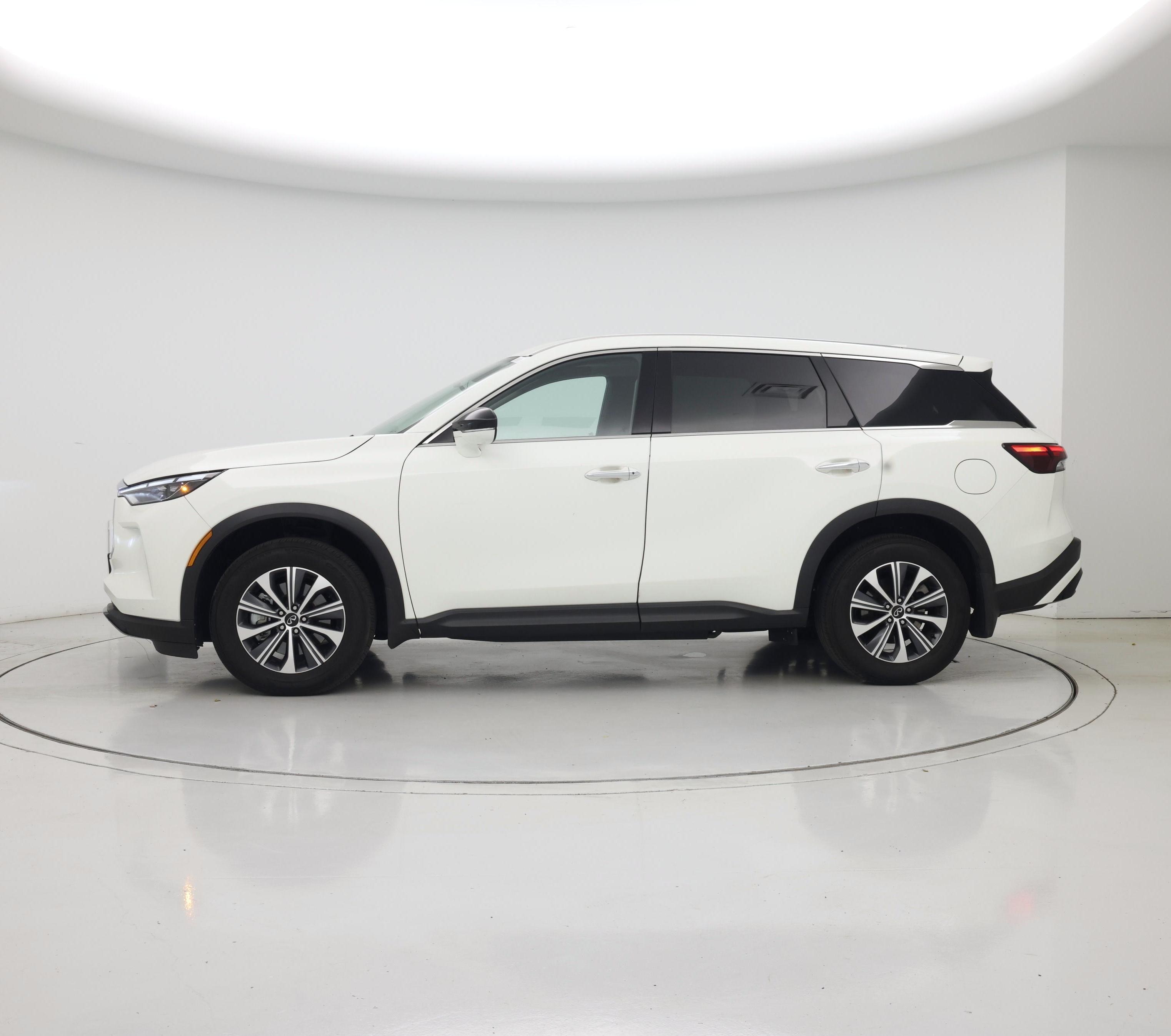 Thumbnail: 2023 INFINITI QX60 - 3