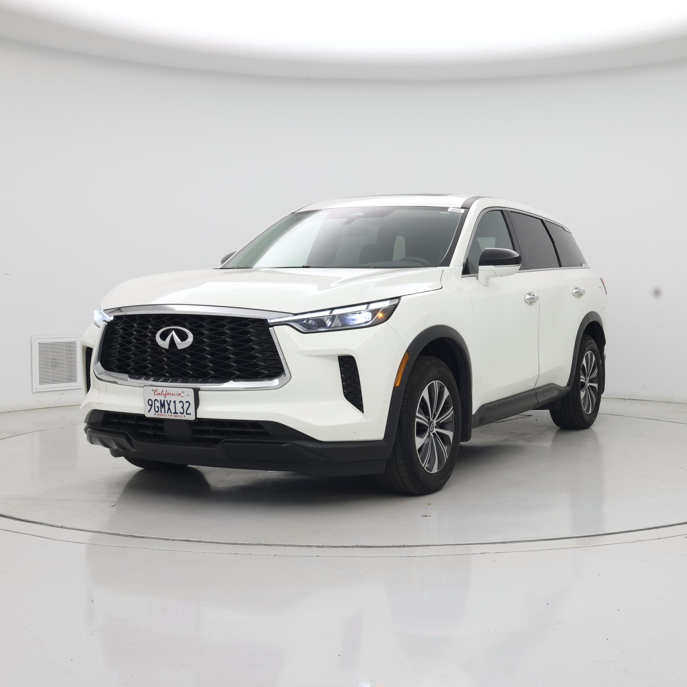 Thumbnail: 2023 INFINITI QX60 - 4
