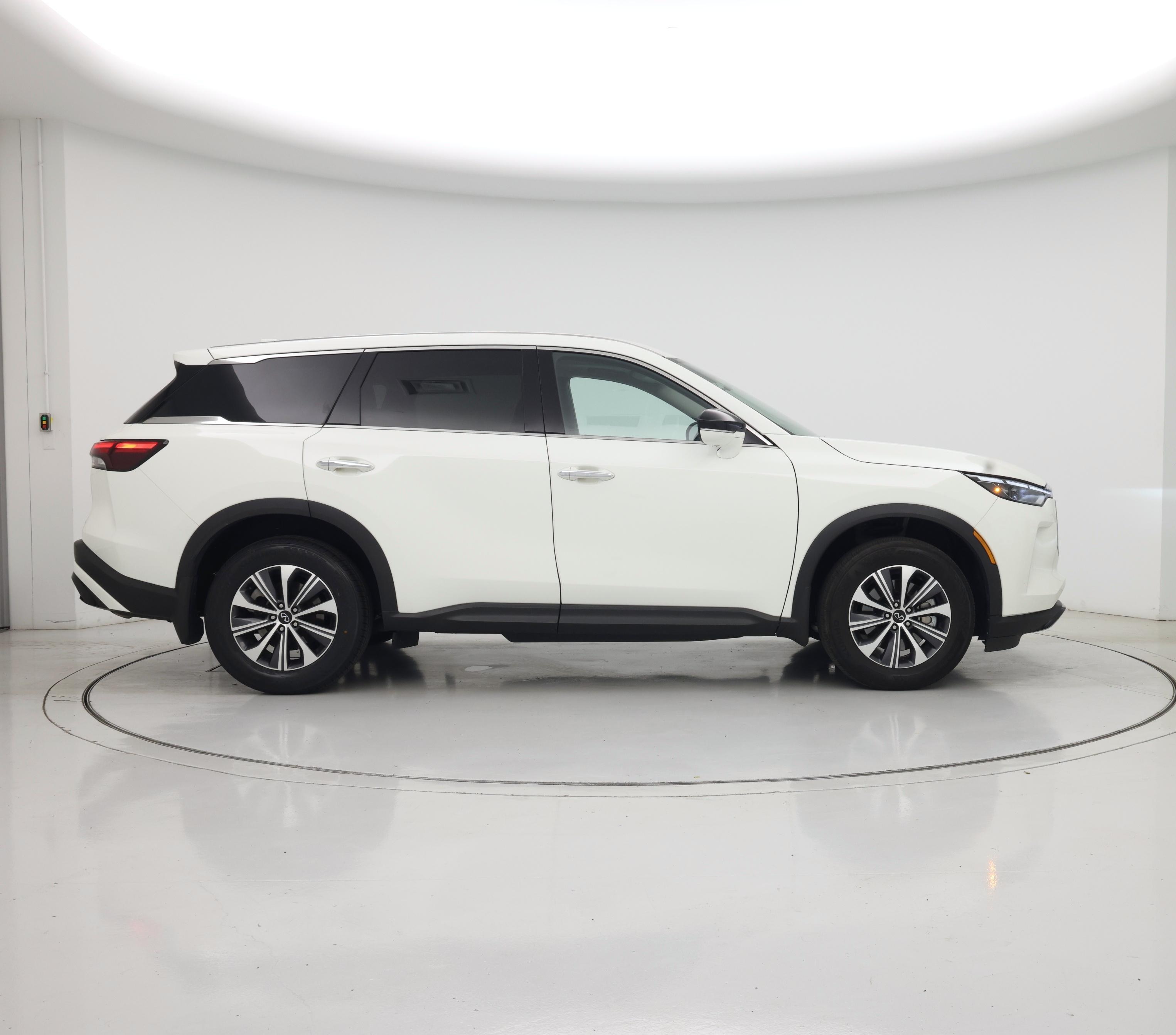 Thumbnail: 2023 INFINITI QX60 - 7