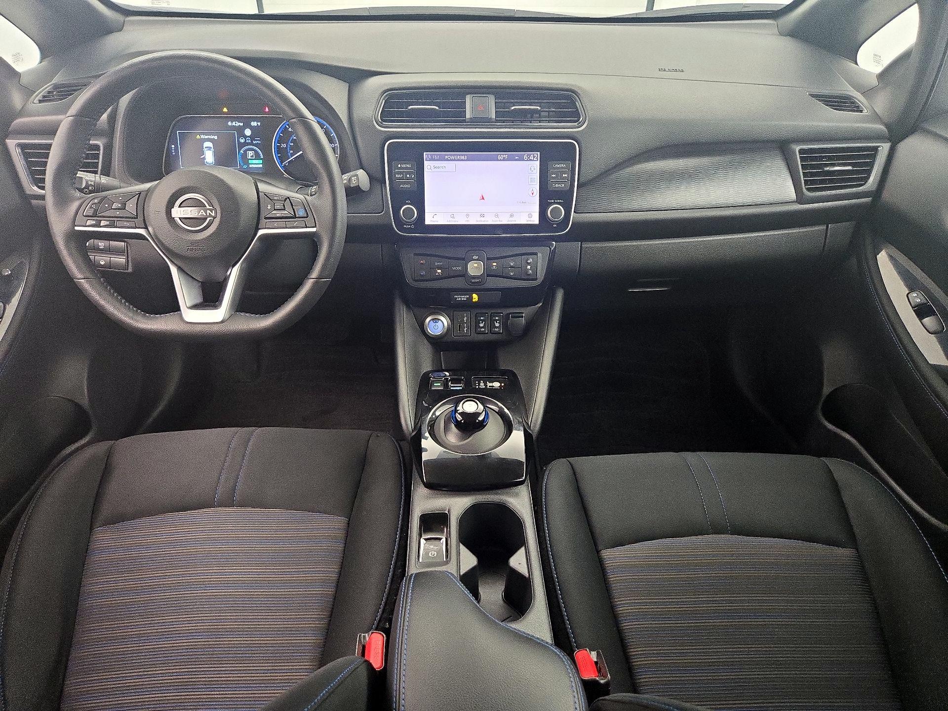 Thumbnail: 2025 Nissan Leaf - 9