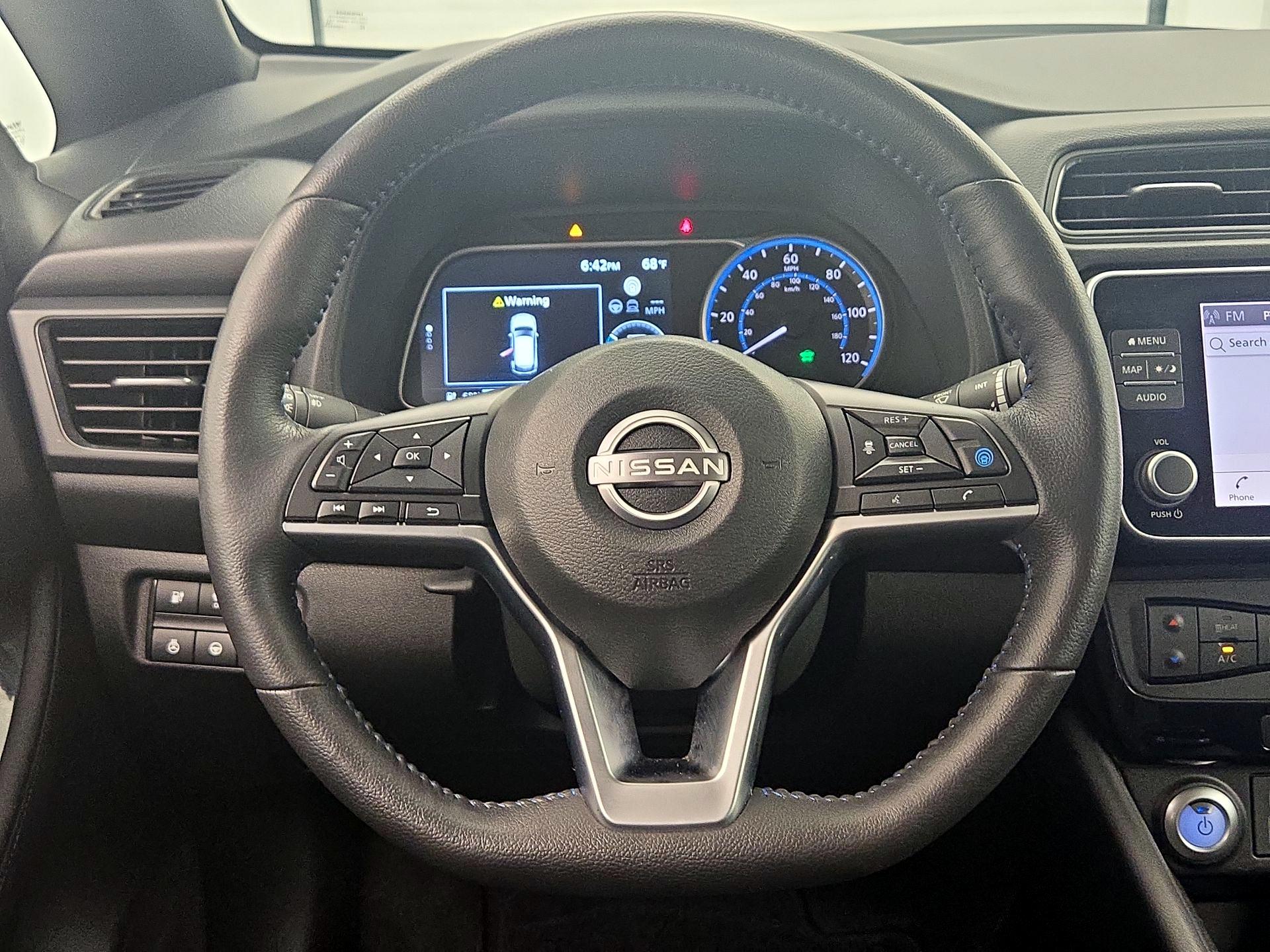 Thumbnail: 2025 Nissan Leaf - 10