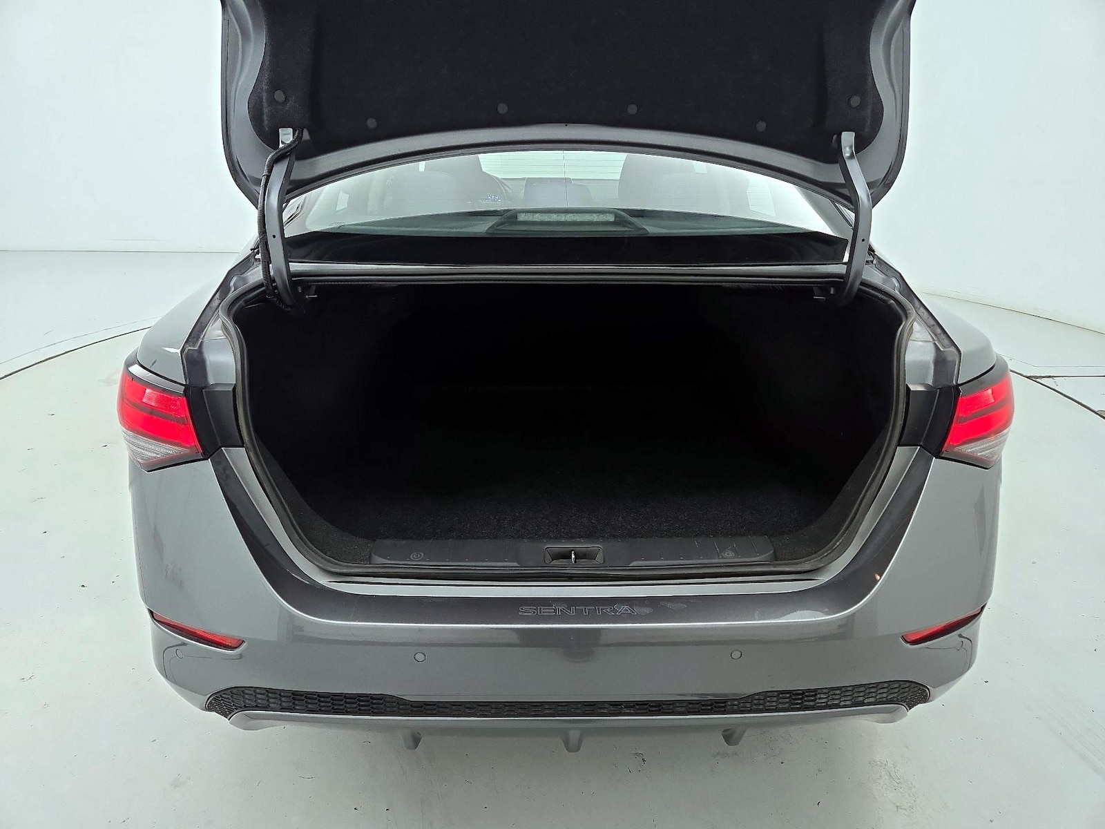 2024 Nissan Sentra SV - Photo 21
