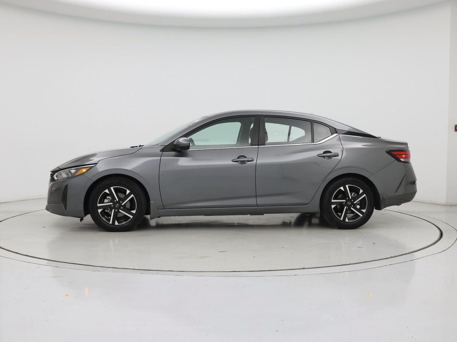 2024 Nissan Sentra SV - Photo 4