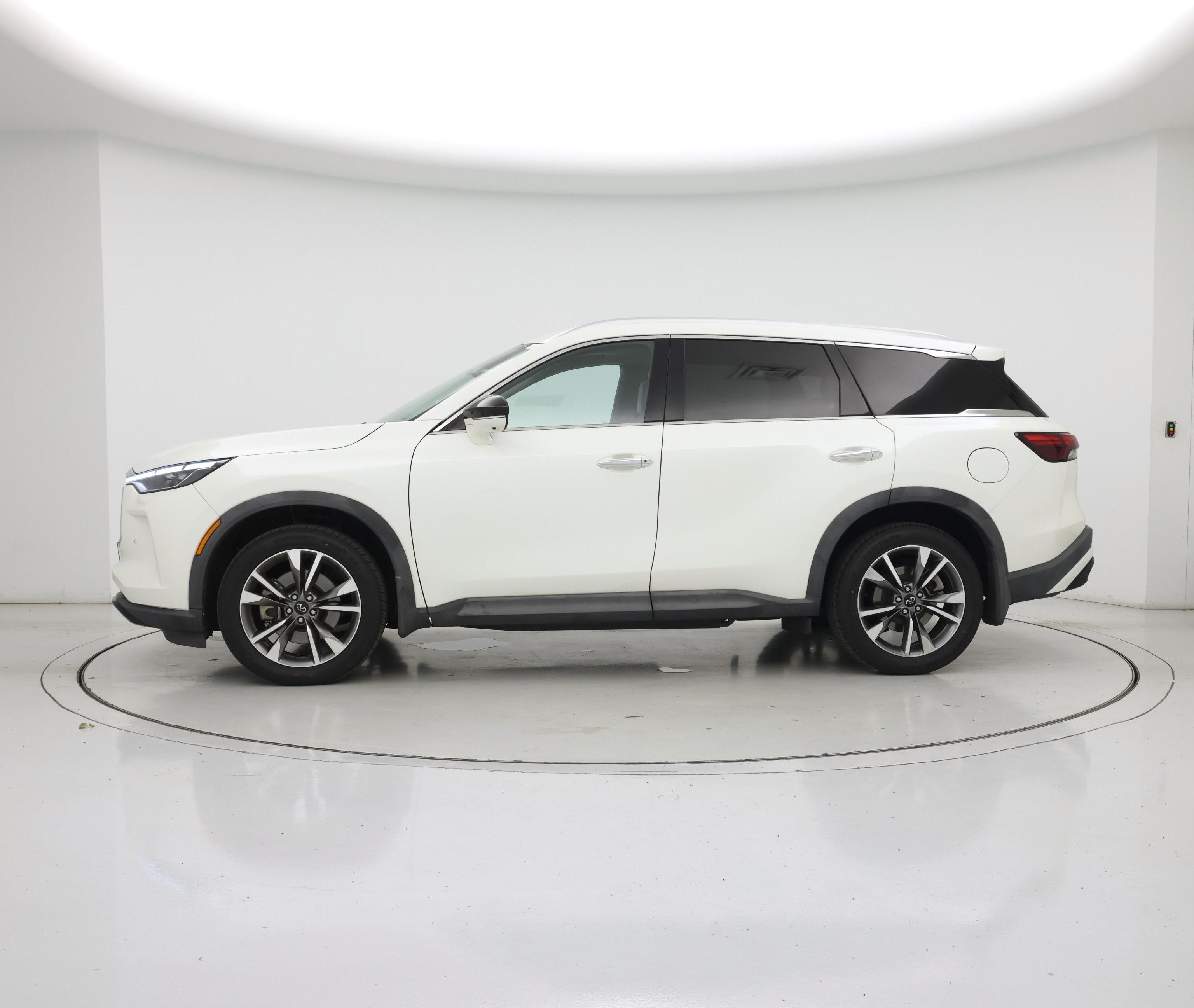 Thumbnail: 2023 INFINITI QX60 - 3