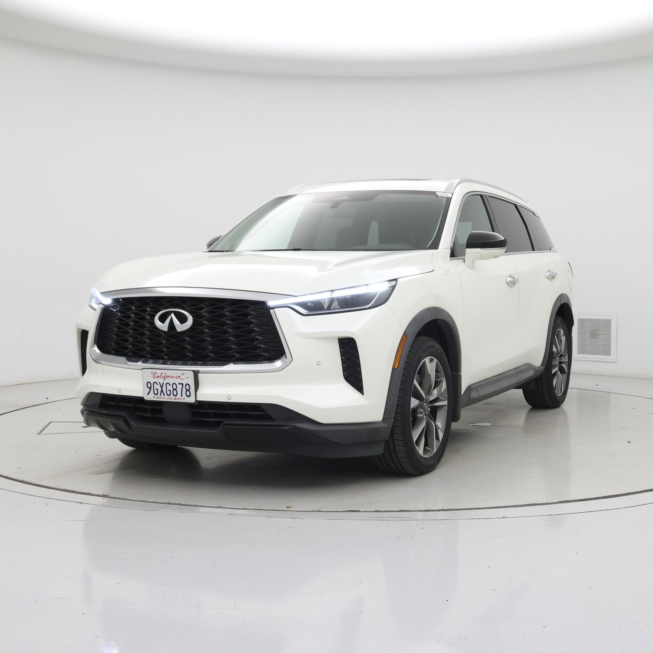 Thumbnail: 2023 INFINITI QX60 - 4