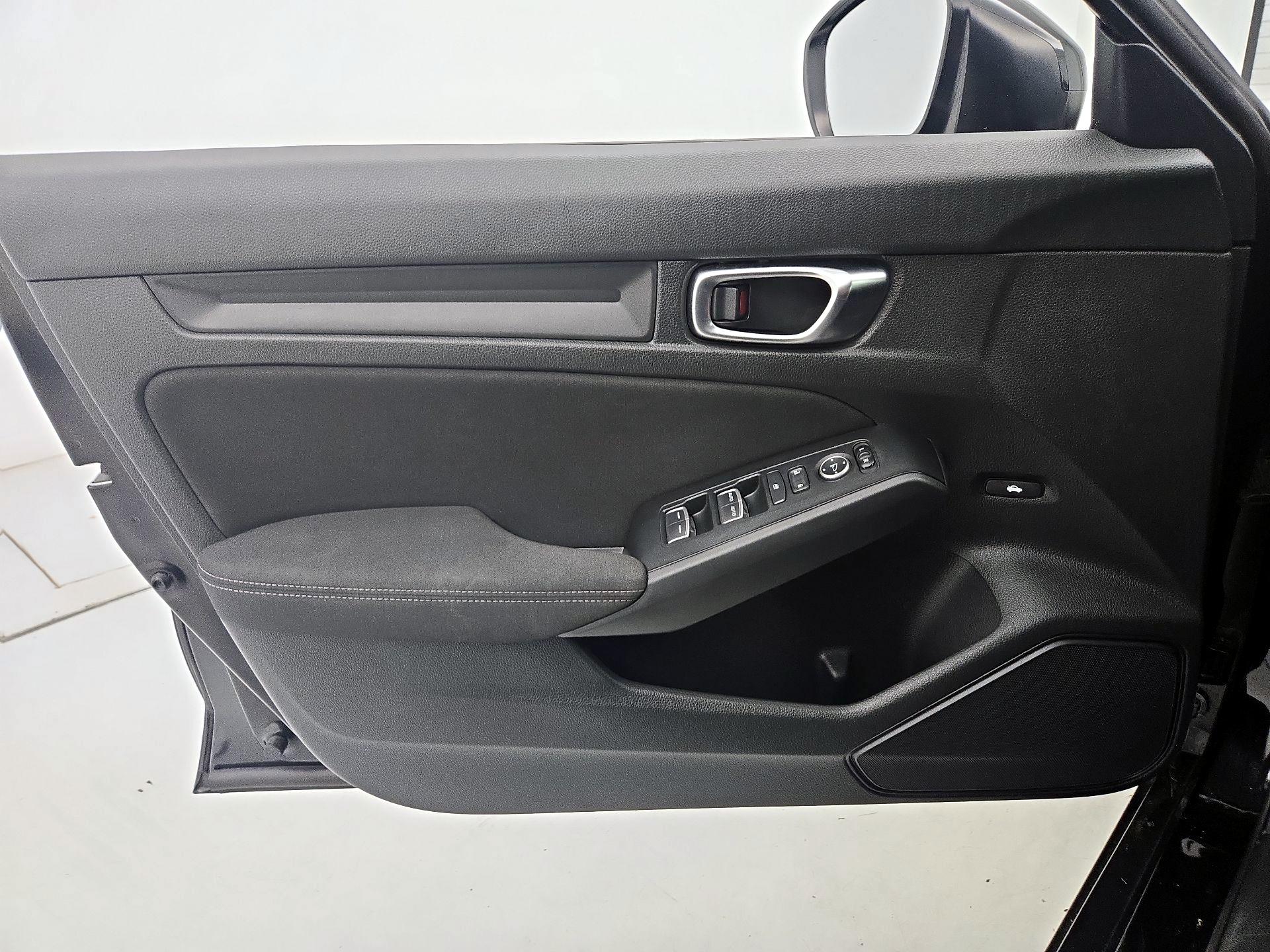 Thumbnail: 2024 Honda Civic - 12