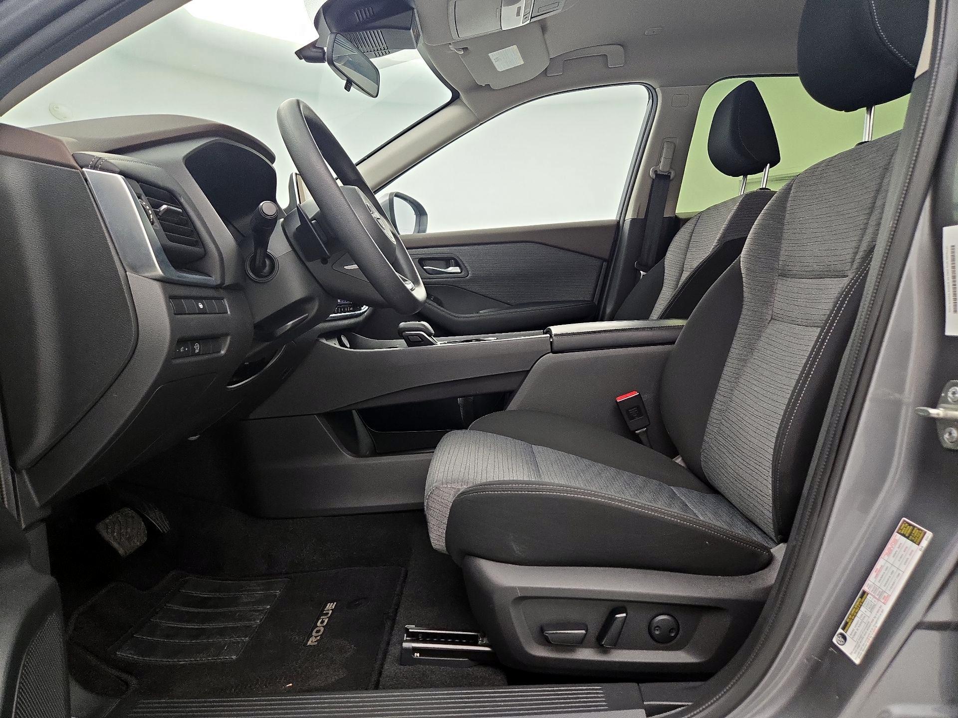 Thumbnail: 2023 Nissan Rogue - 11