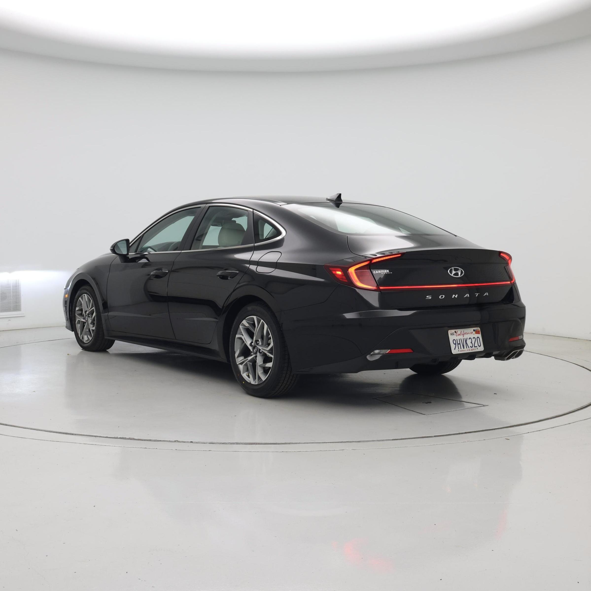 Thumbnail: 2023 Hyundai Sonata - 2