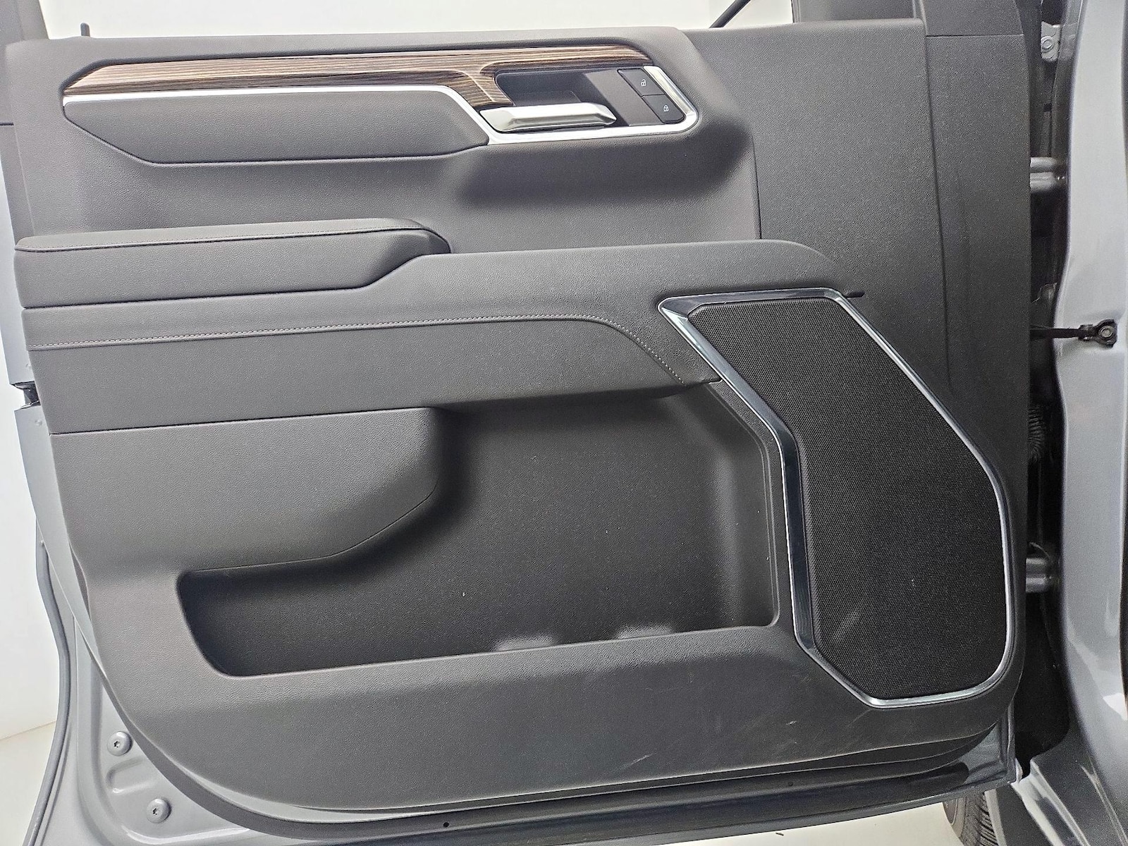 2024 GMC Sierra 1500 Elevation - Photo 12