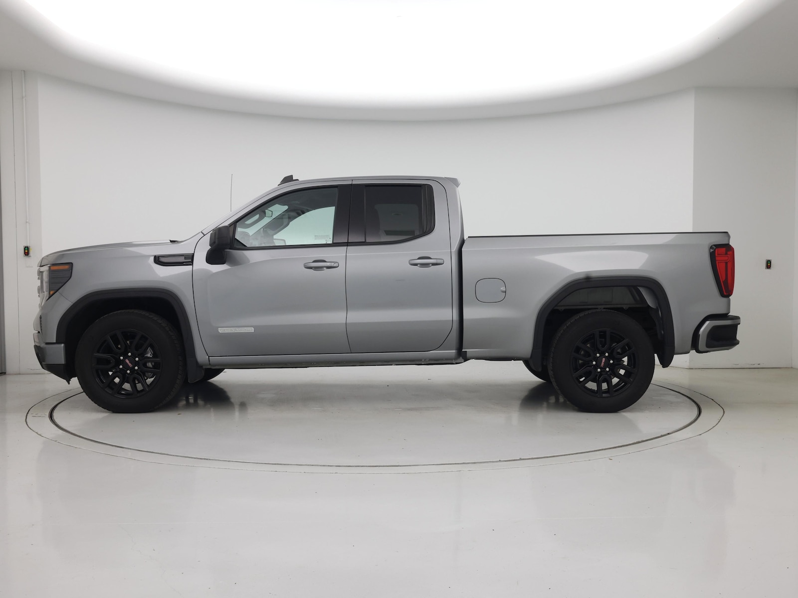 2024 GMC Sierra 1500 Elevation - Photo 4