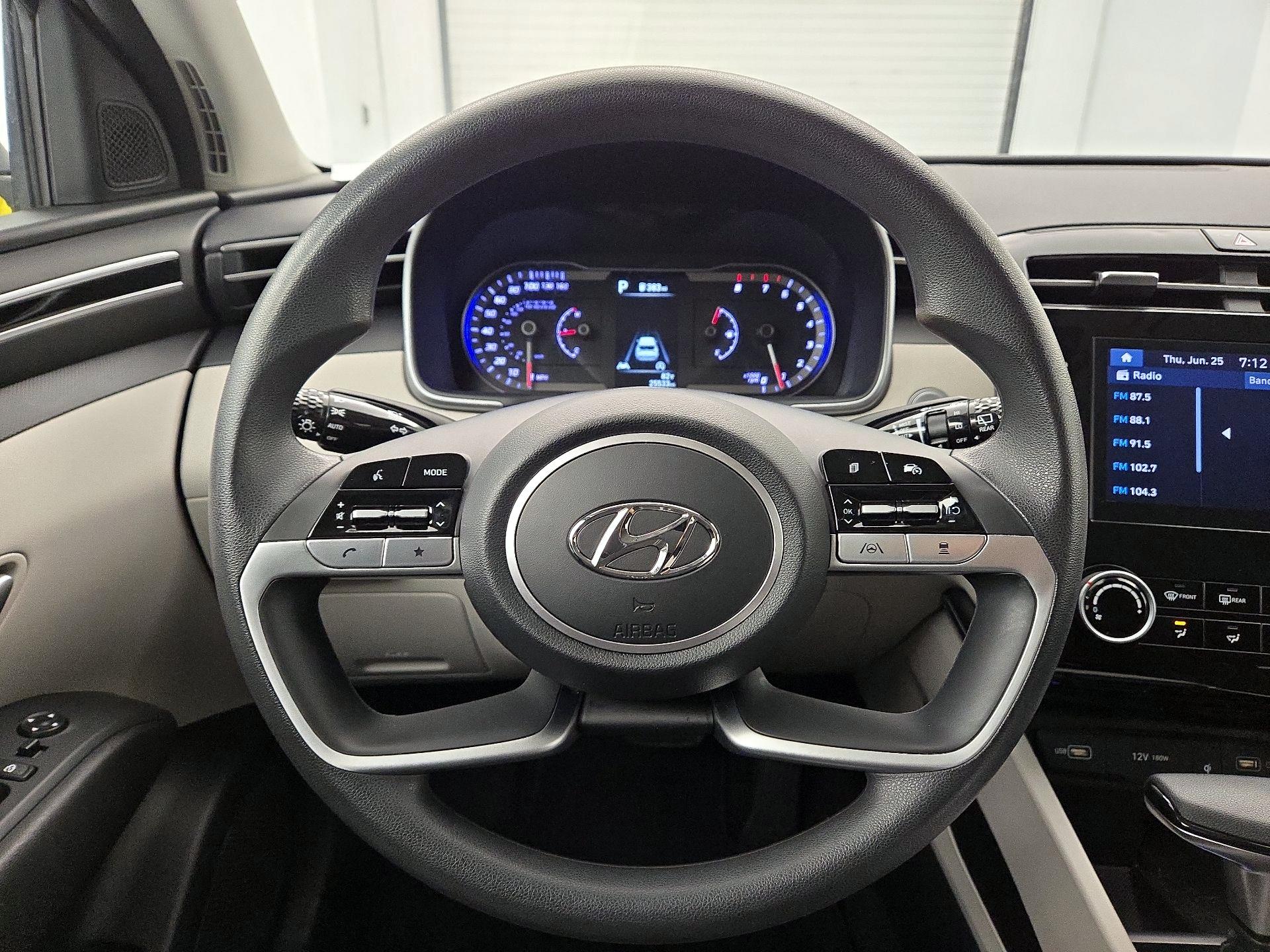 Thumbnail: 2023 Hyundai Tucson - 10