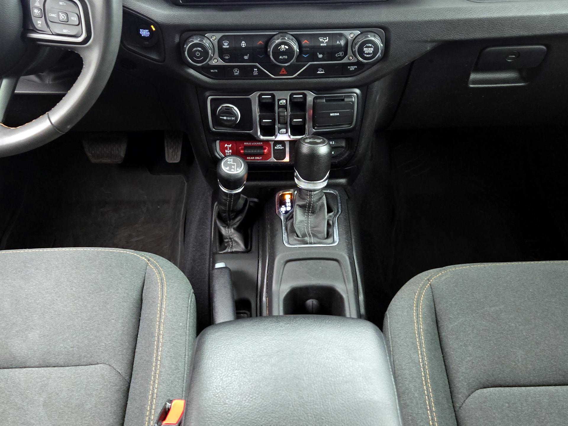 Thumbnail: 2024 Jeep Wrangler - 17
