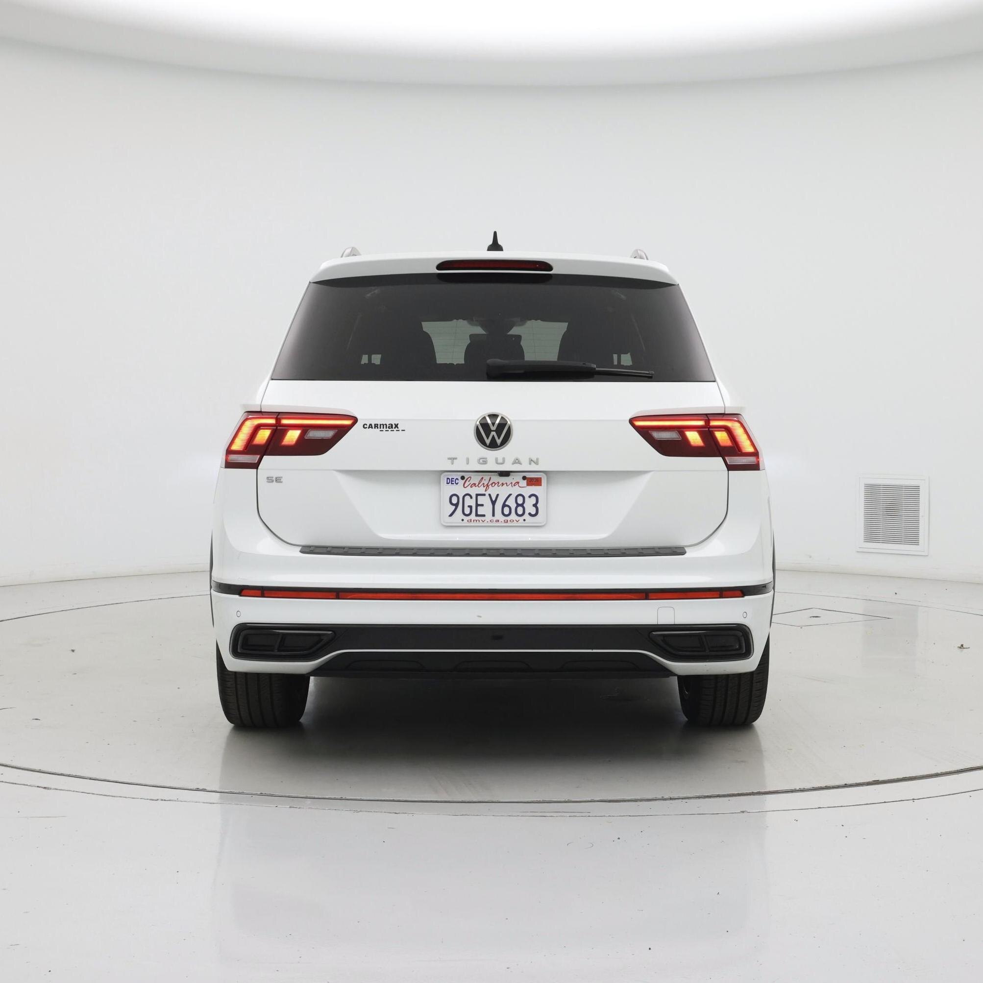 Thumbnail: 2023 Volkswagen Tiguan - 6