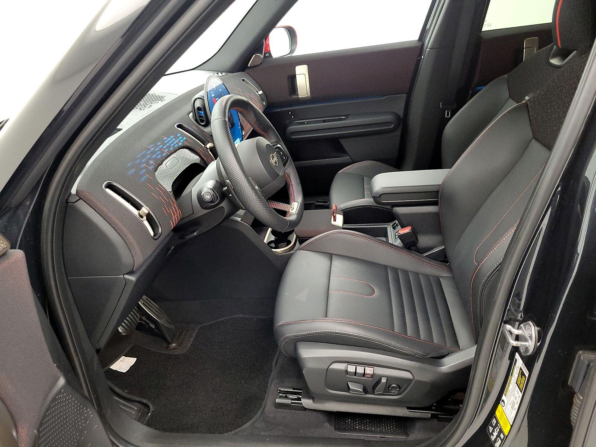 Thumbnail: 2025 MINI Cooper Countryman - 11