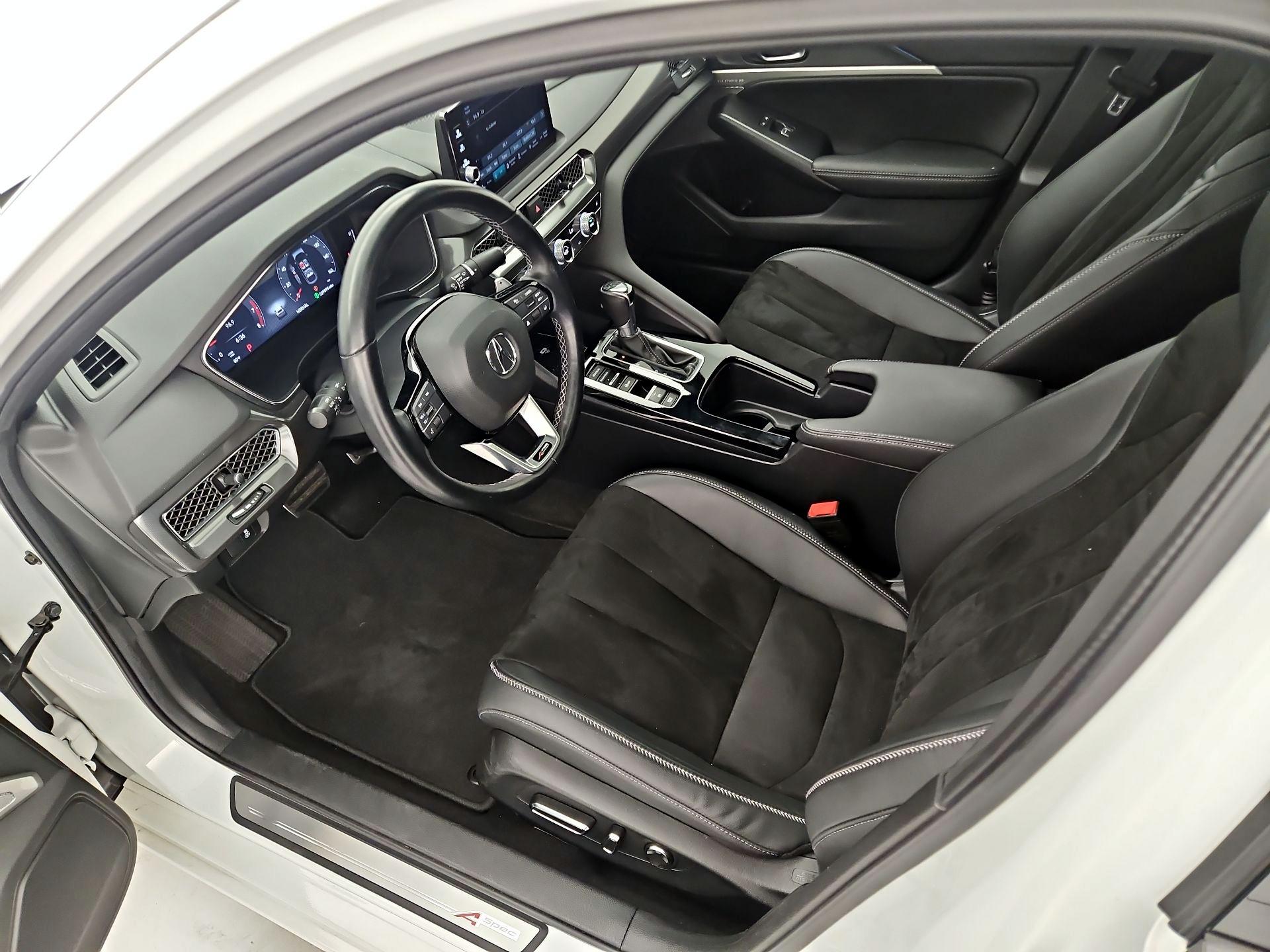 Thumbnail: 2023 Acura Integra - 11