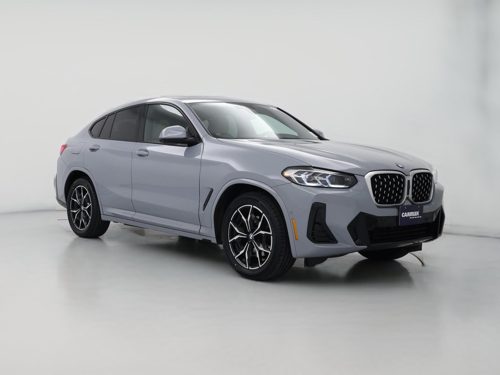 2023 BMW X4