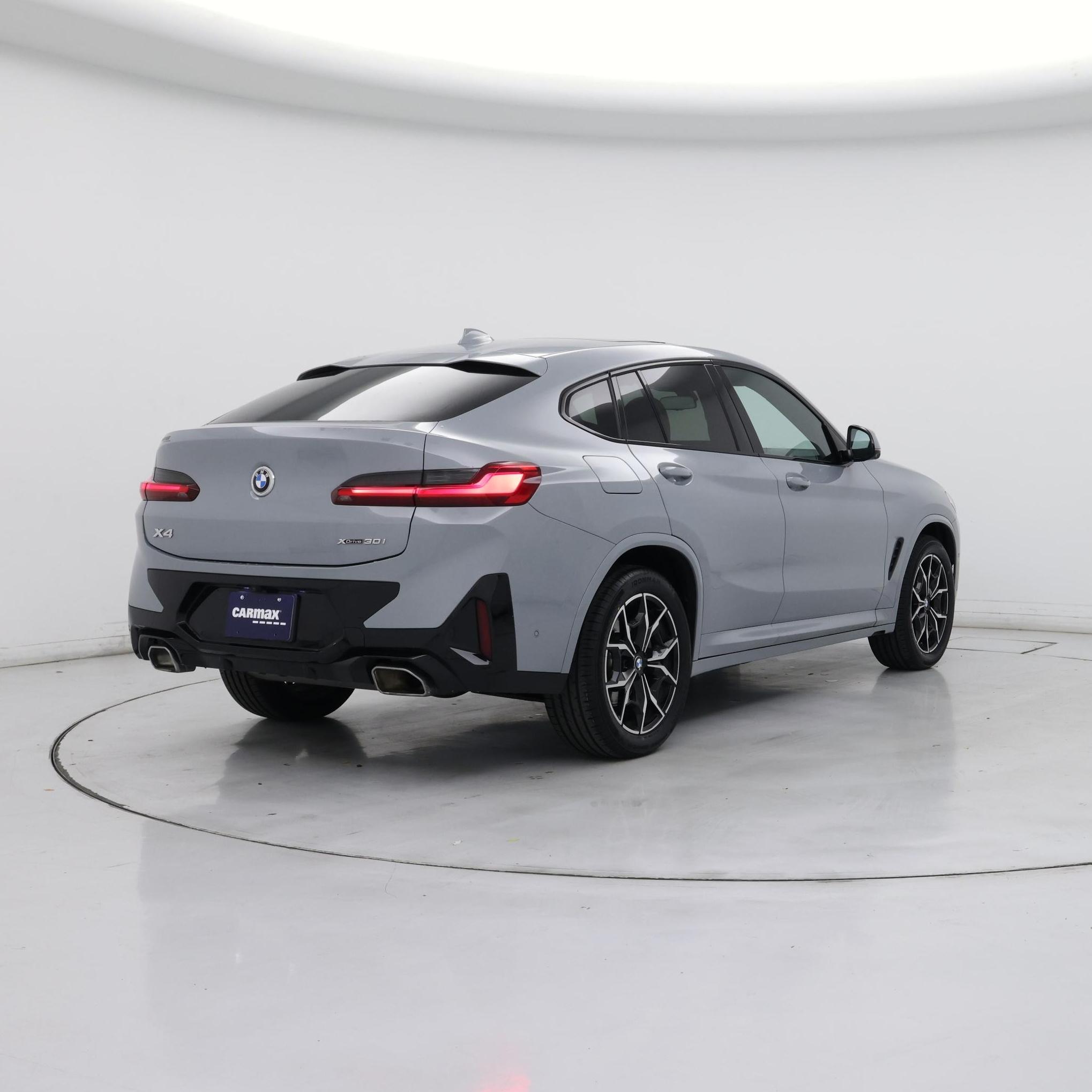 Thumbnail: 2023 BMW X4 - 8