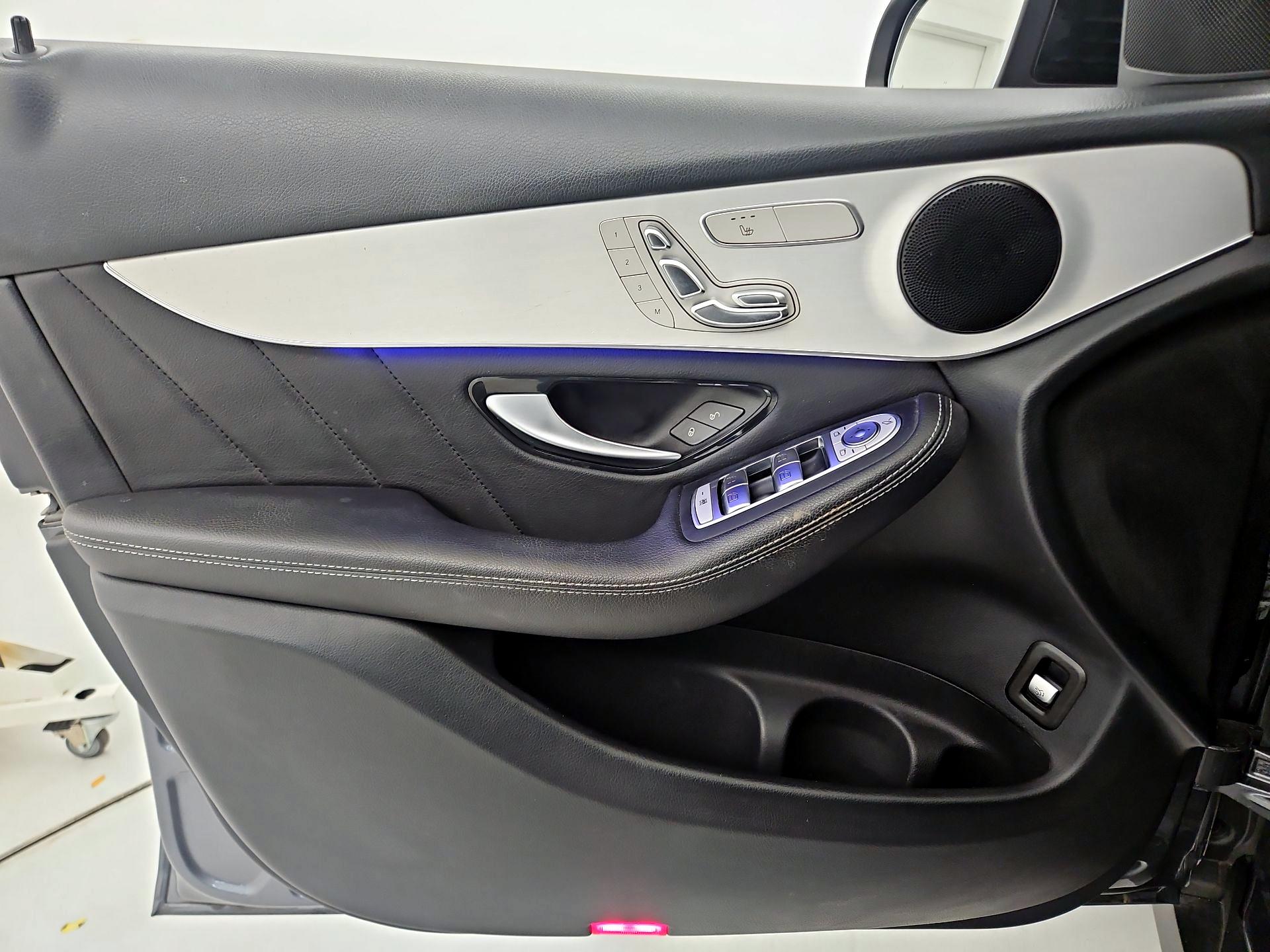Thumbnail: 2021 Mercedes-Benz GLC - 12