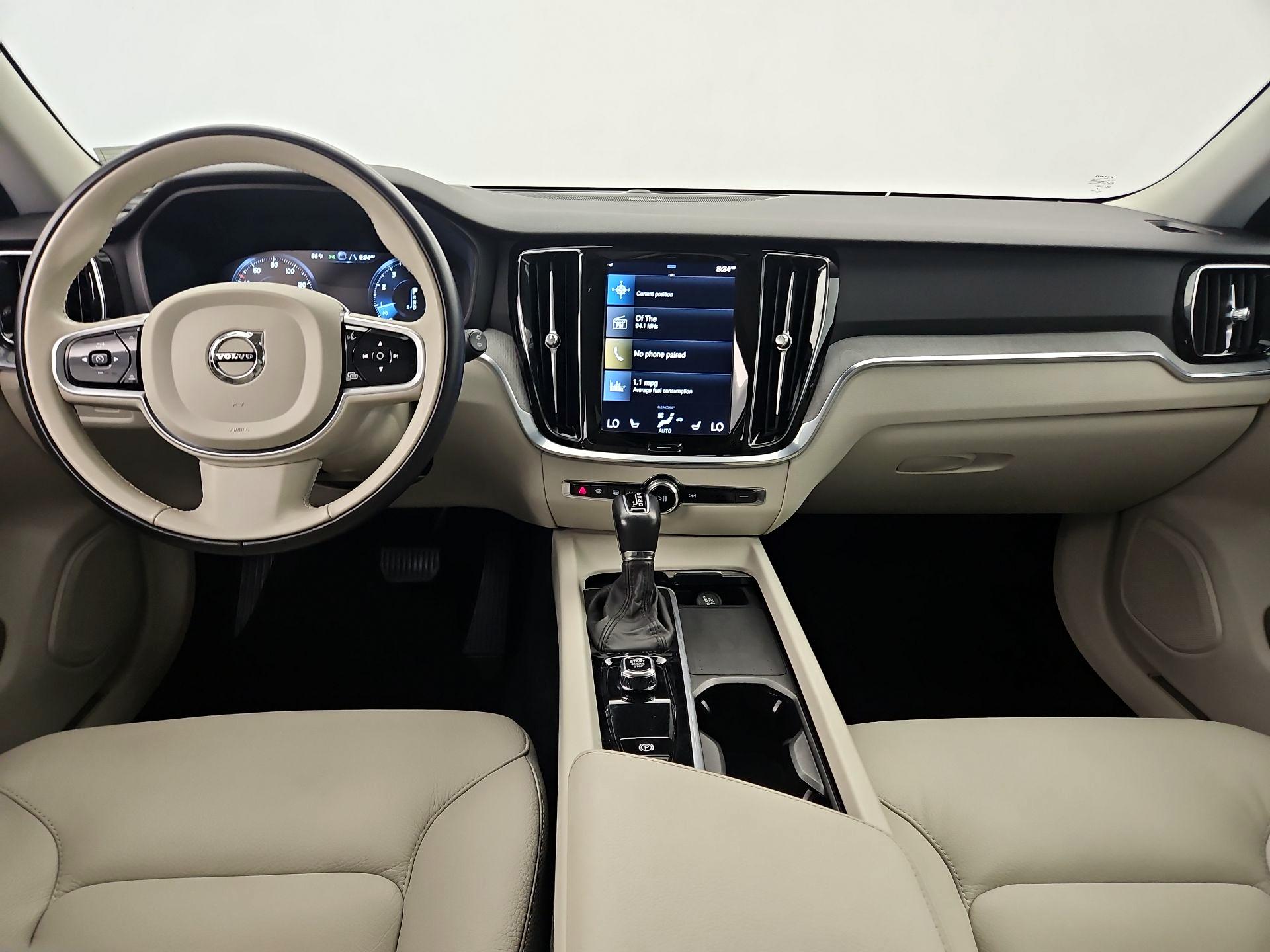 Thumbnail: 2022 Volvo S60 - 9