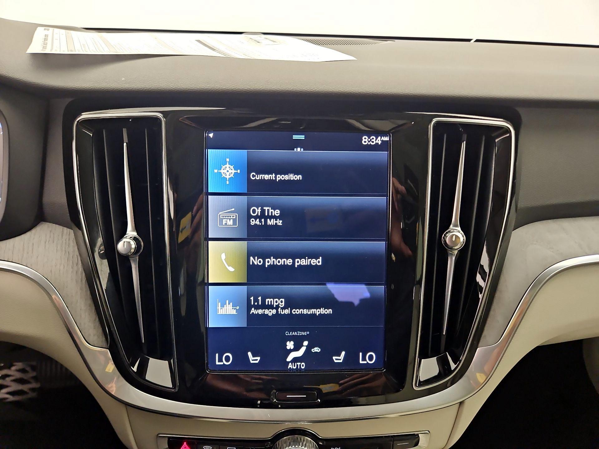 Thumbnail: 2022 Volvo S60 - 15
