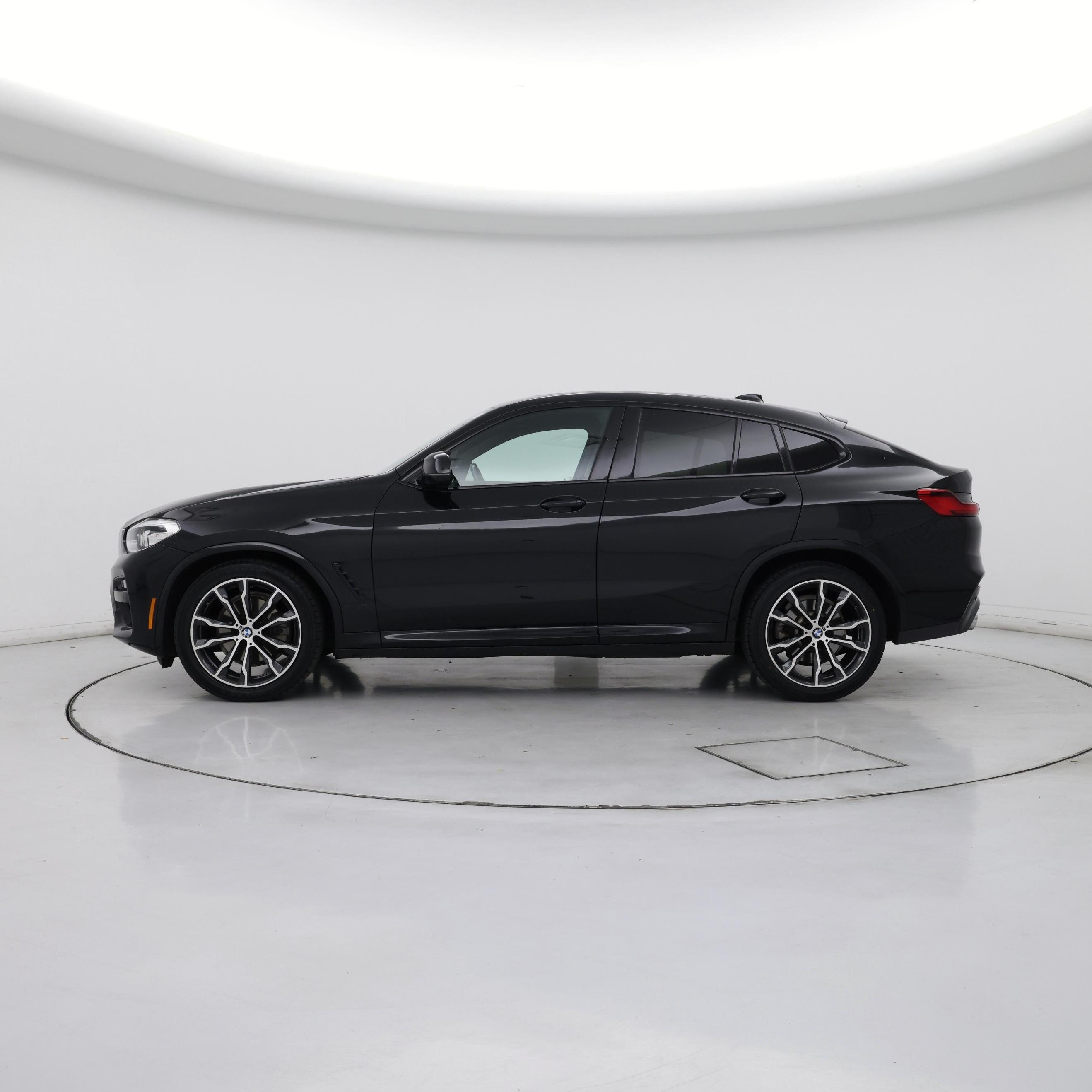 Thumbnail: 2021 BMW X4 - 3