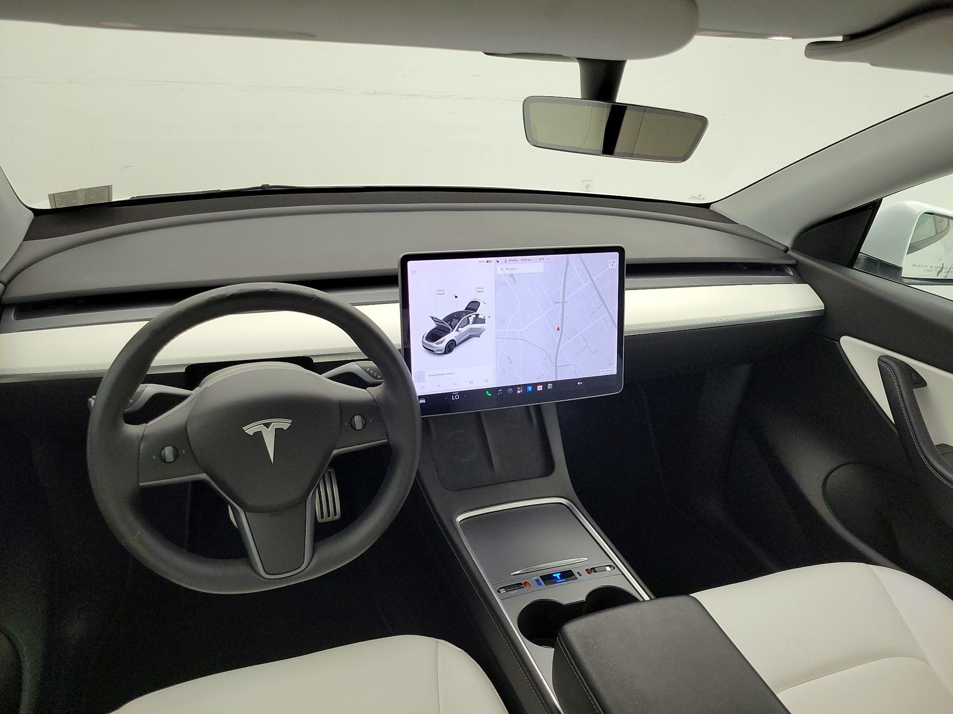 Thumbnail: 2022 Tesla Model Y - 9