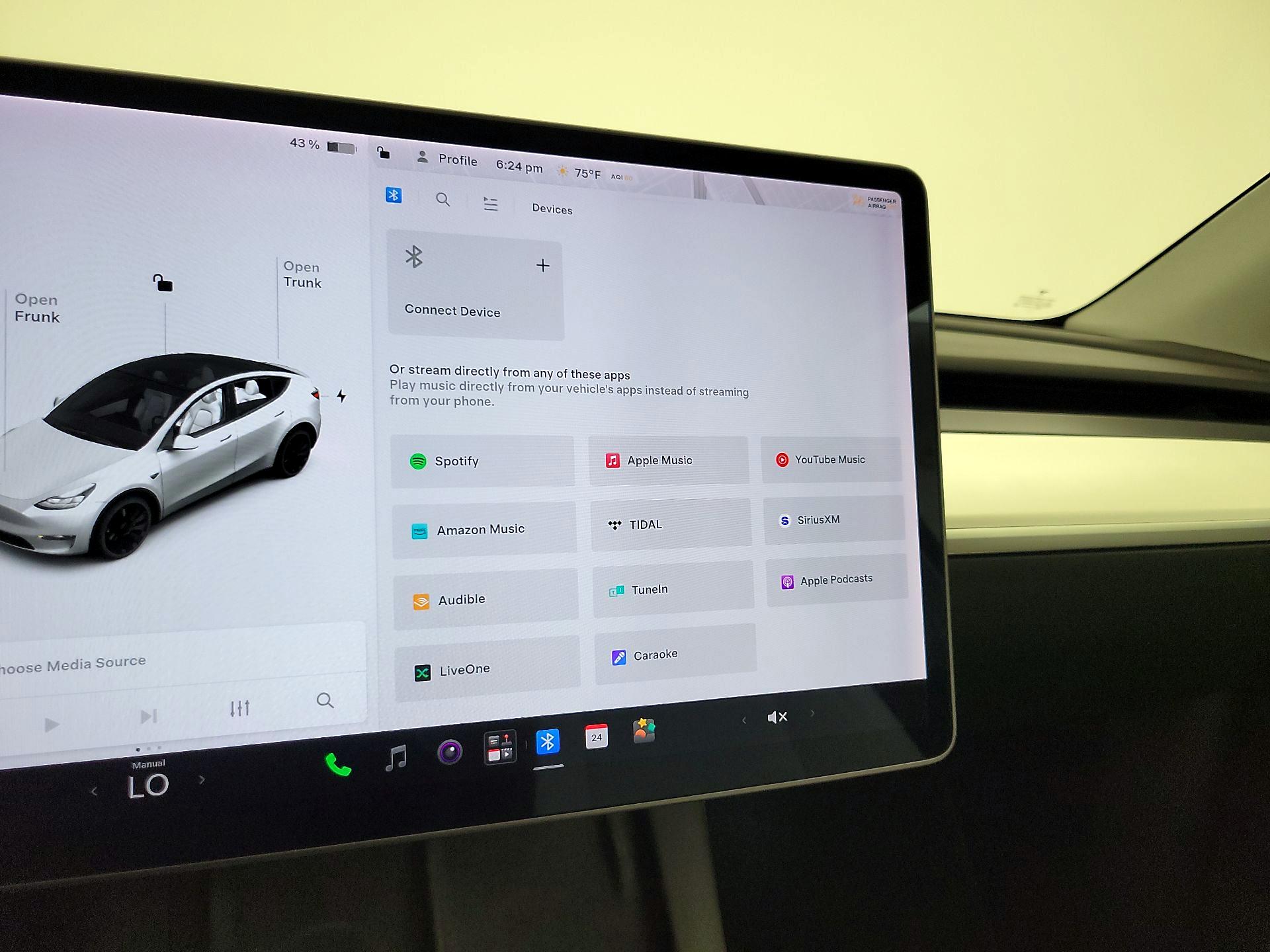 Thumbnail: 2022 Tesla Model Y - 15