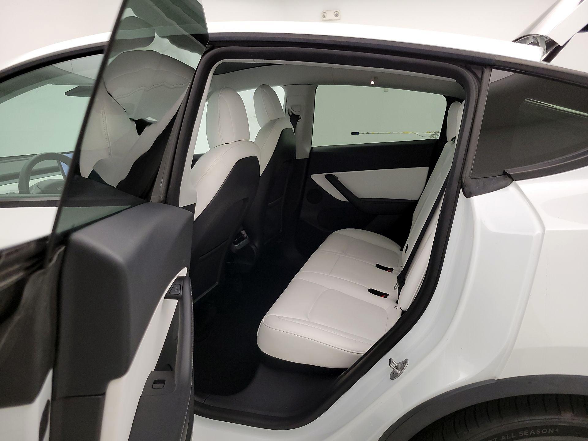 Thumbnail: 2022 Tesla Model Y - 19