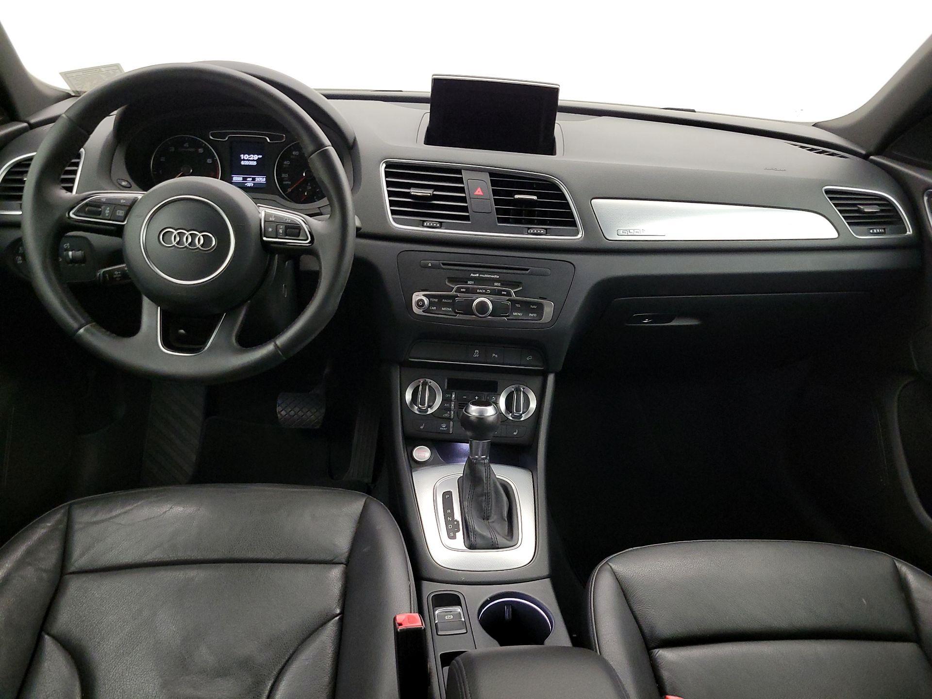 Thumbnail: 2015 Audi Q3 - 9