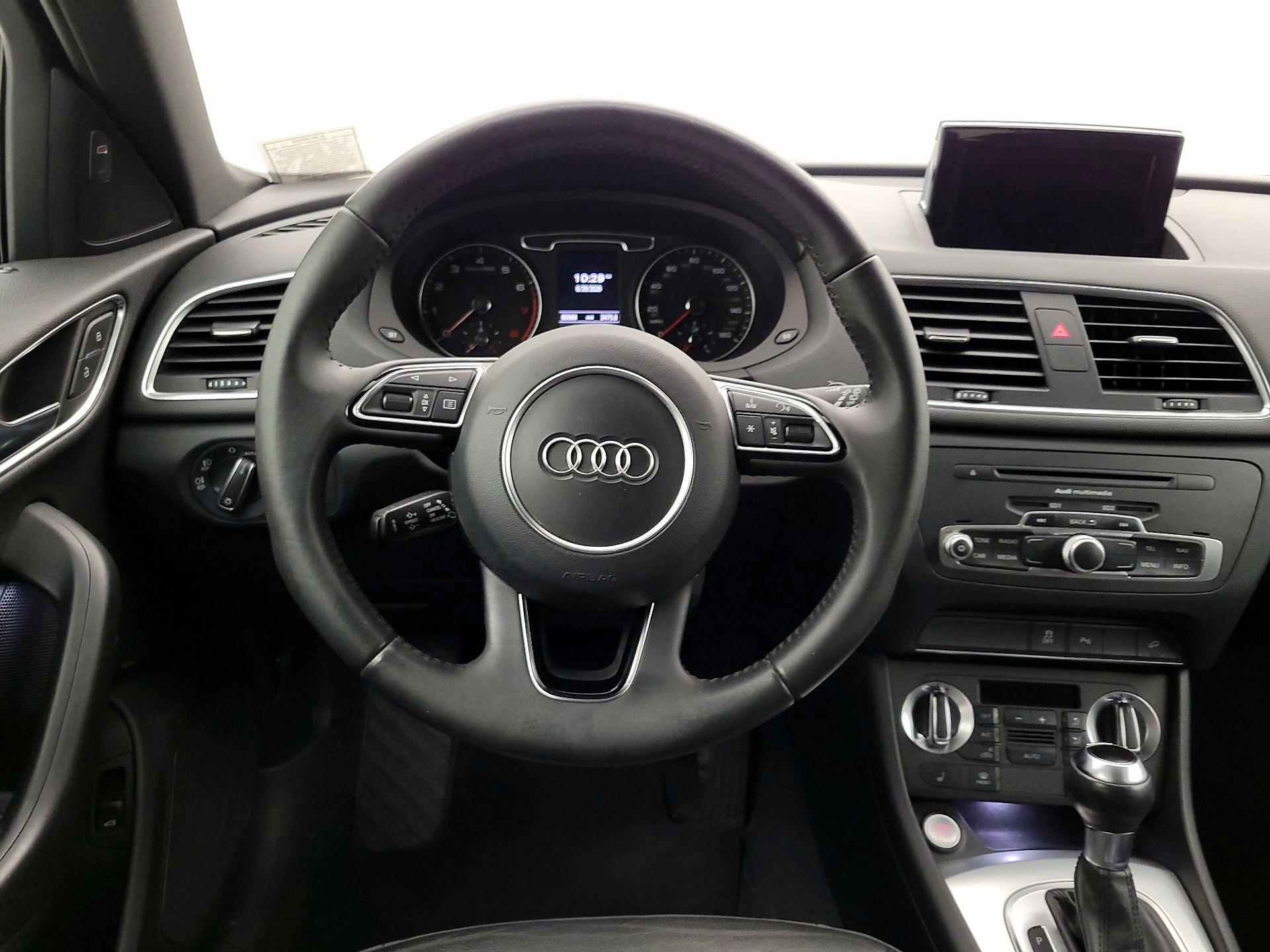 Thumbnail: 2015 Audi Q3 - 10