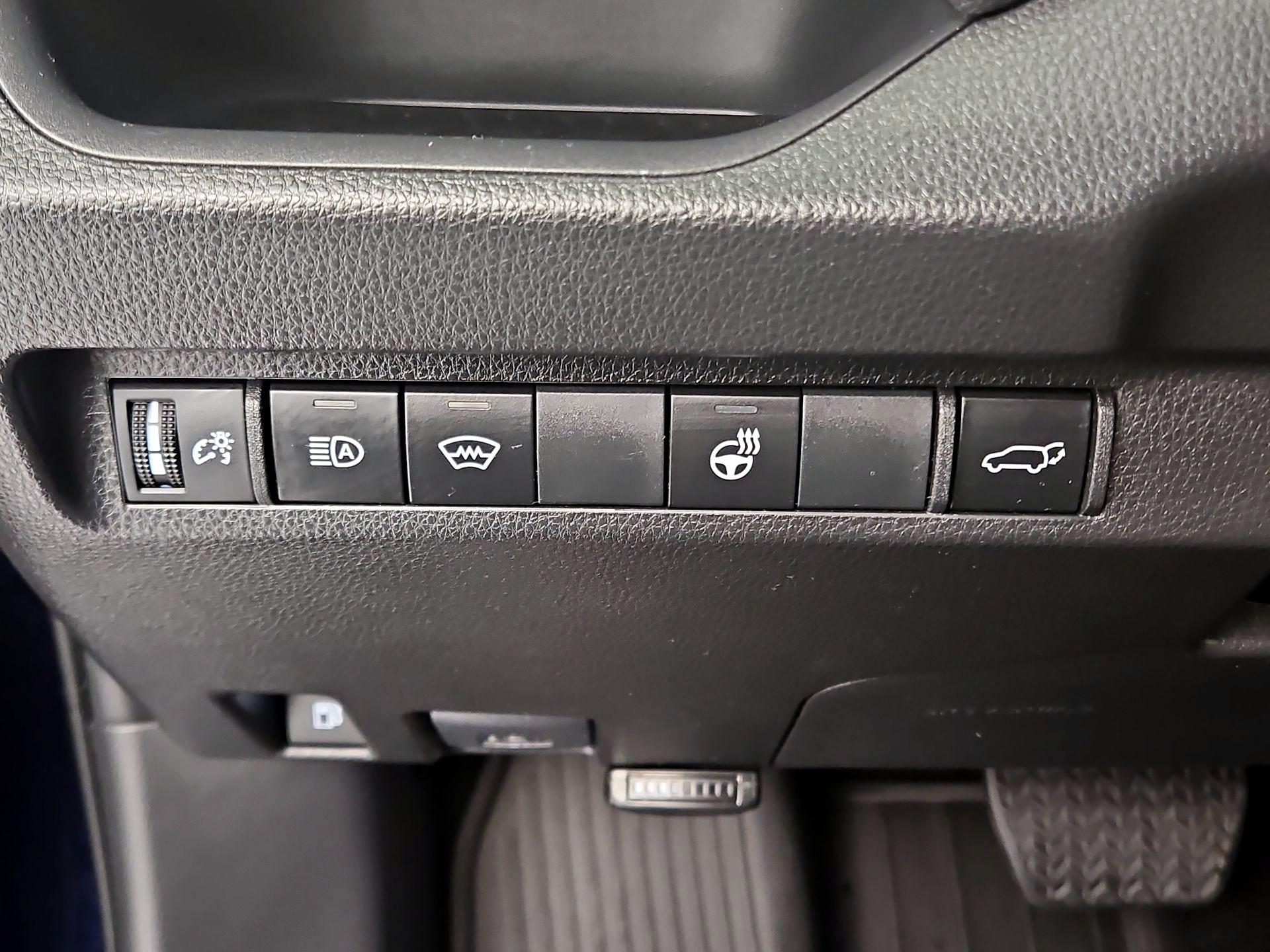 Thumbnail: 2024 Toyota RAV4 - 13