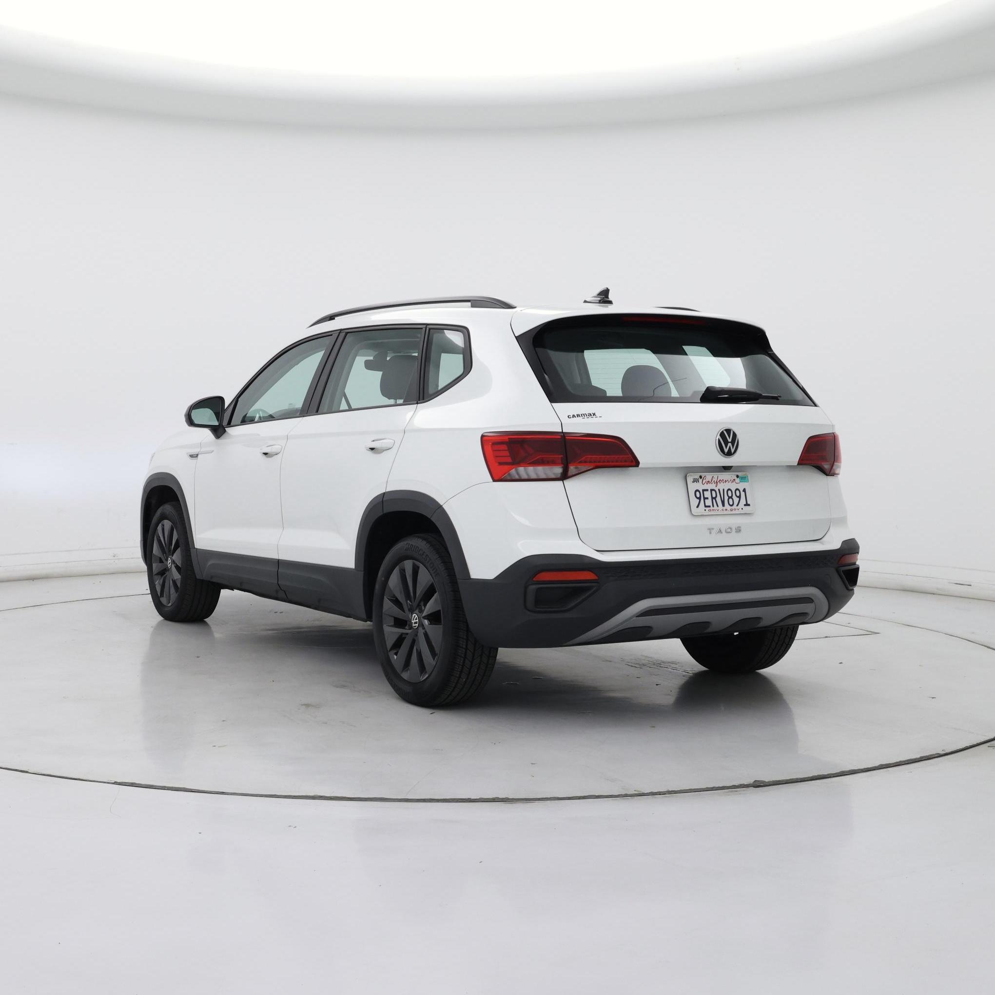 Thumbnail: 2023 Volkswagen Taos - 2