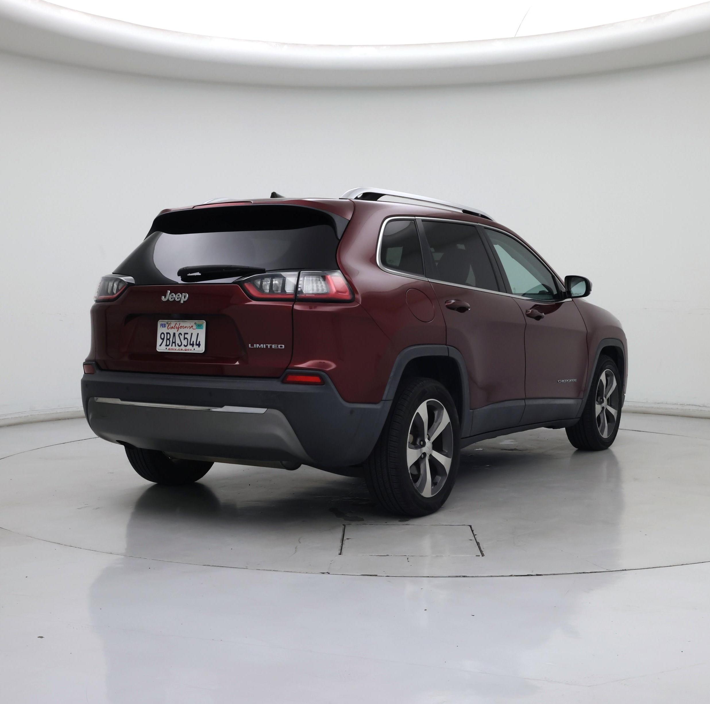 Thumbnail: 2019 Jeep Cherokee - 8