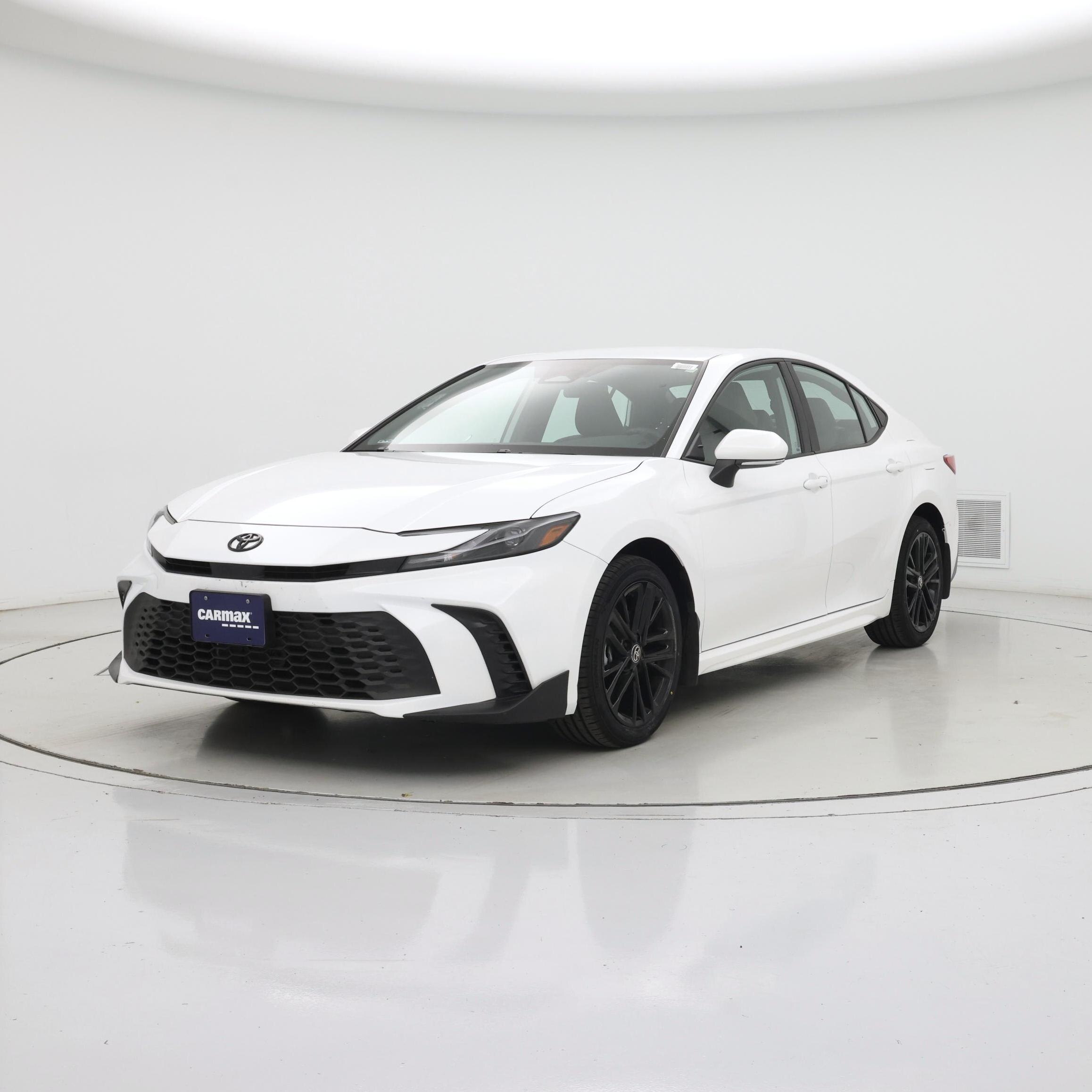 Thumbnail: 2025 Toyota Camry - 4