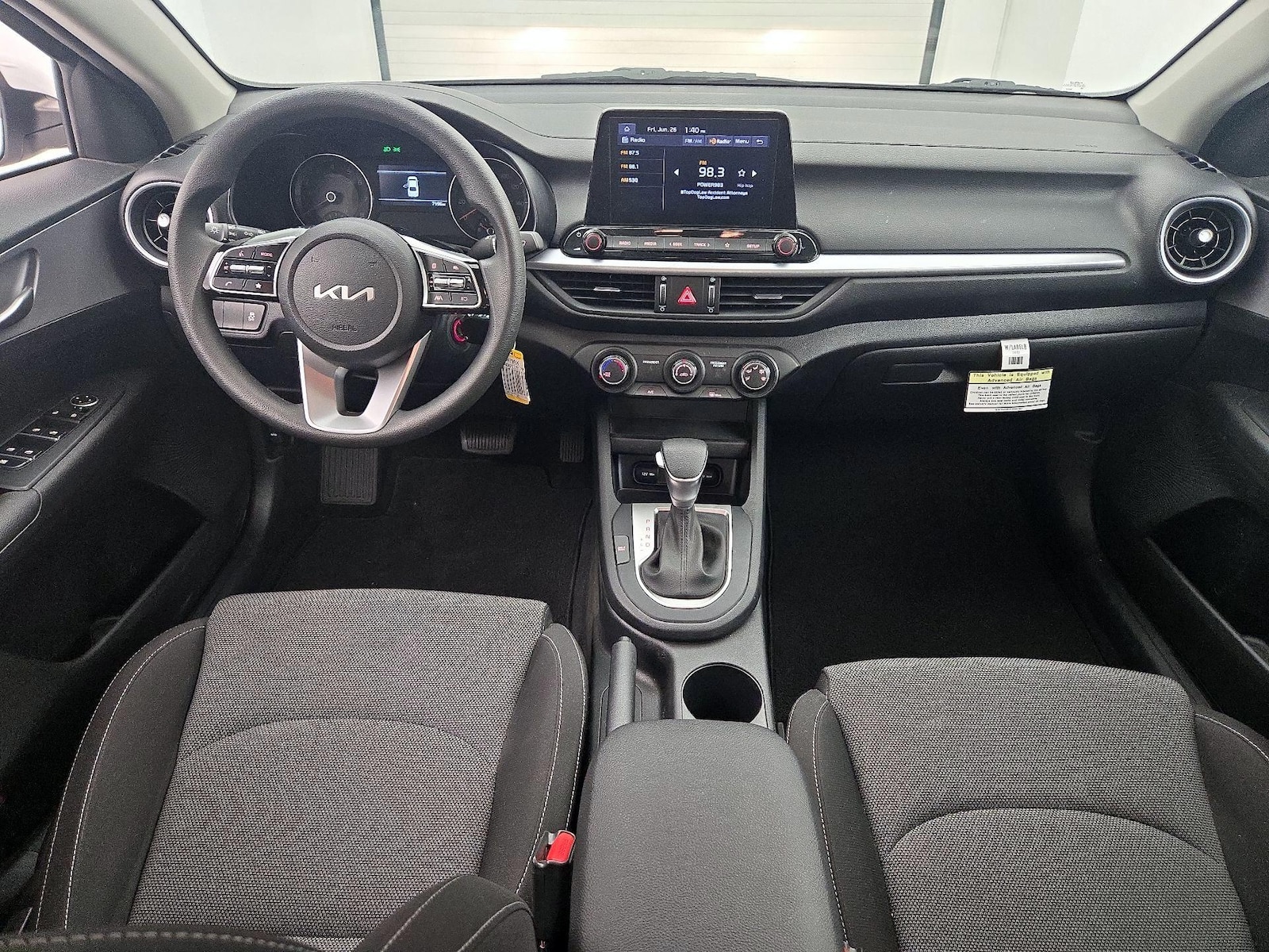 2023 Kia Forte LXS - Photo 10