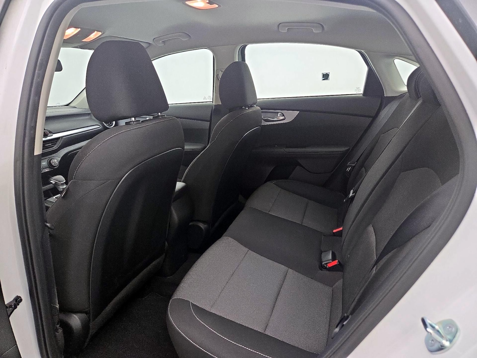 2023 Kia Forte LXS - Photo 20