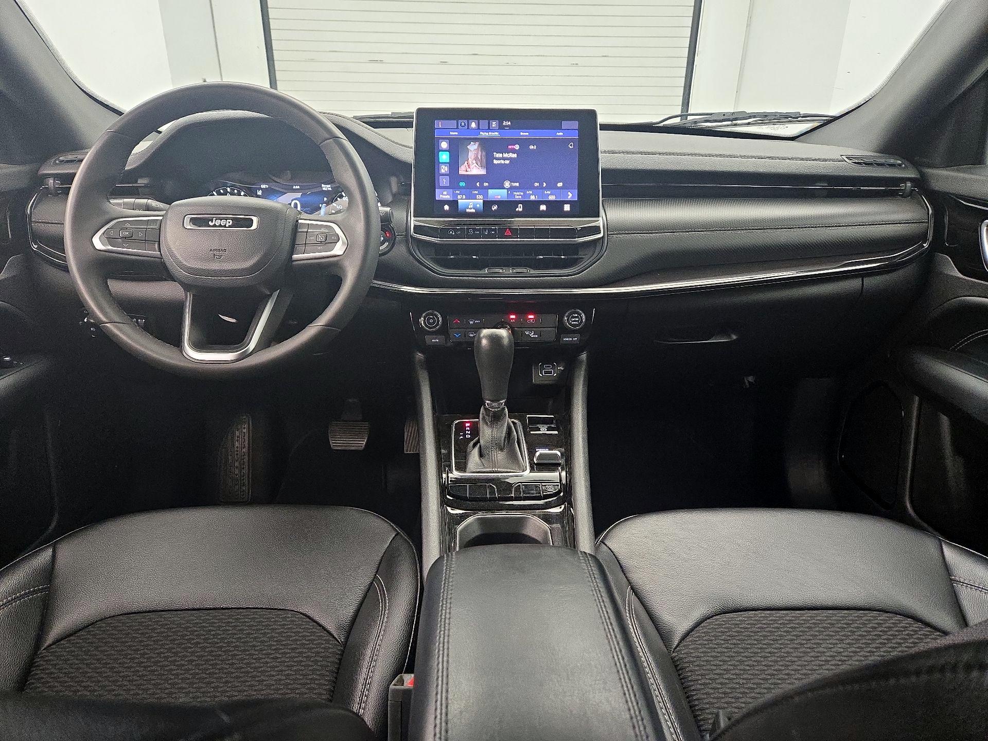 Thumbnail: 2023 Jeep Compass - 9