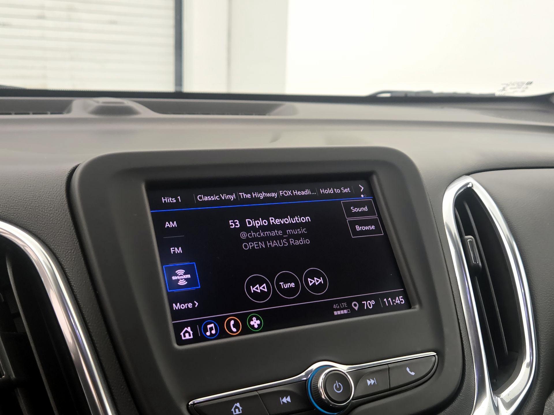 Thumbnail: 2022 Chevrolet Equinox - 15
