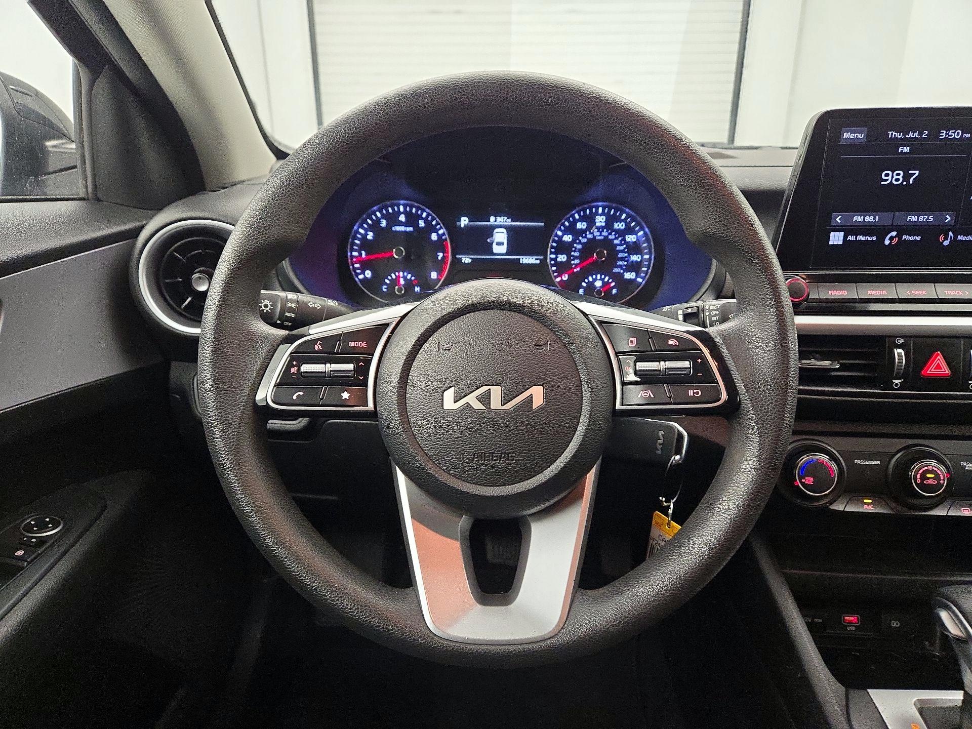 Thumbnail: 2024 Kia Forte - 10
