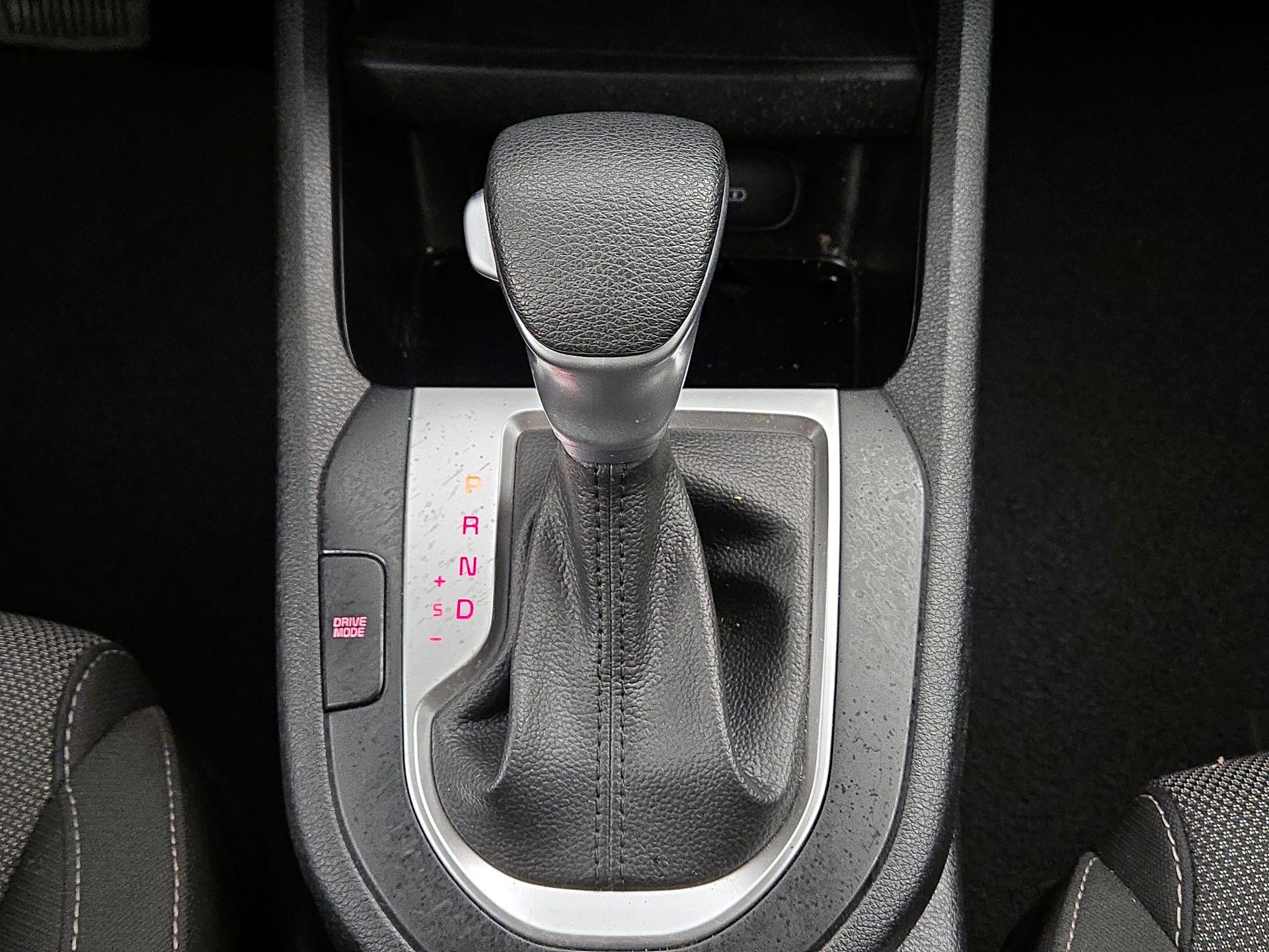 Thumbnail: 2024 Kia Forte - 17