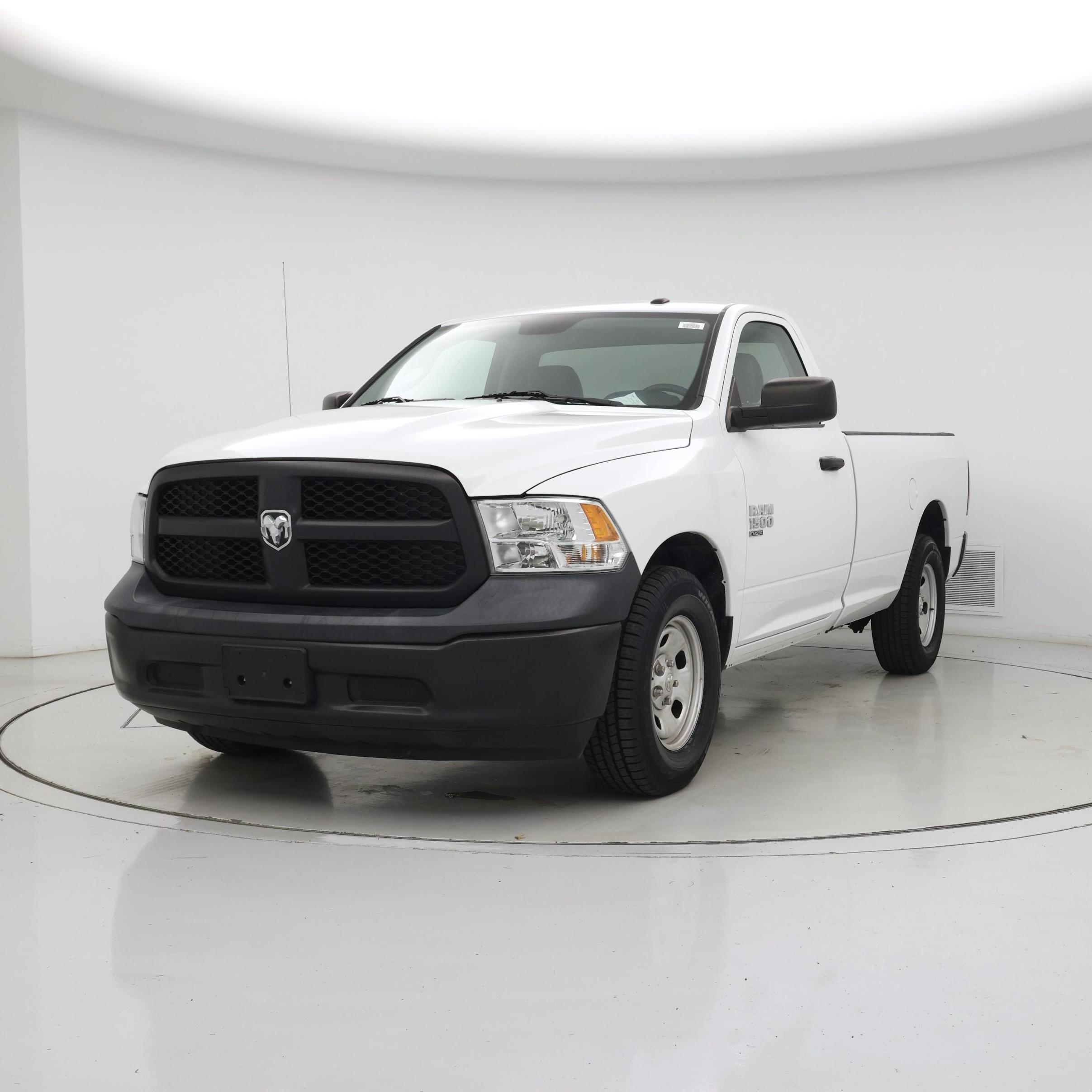 Thumbnail: 2023 RAM 1500 Classic - 4