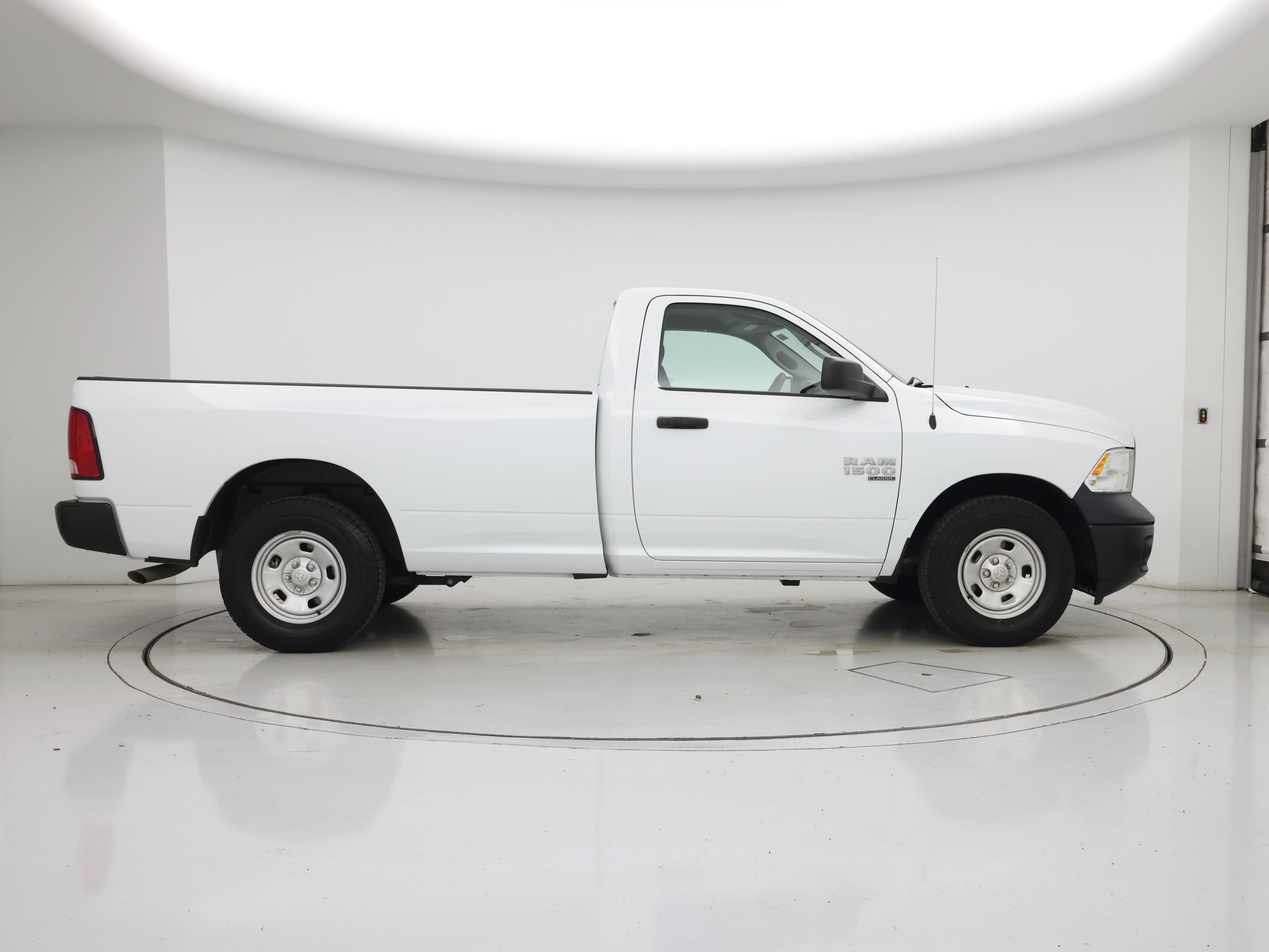 Thumbnail: 2023 RAM 1500 Classic - 7