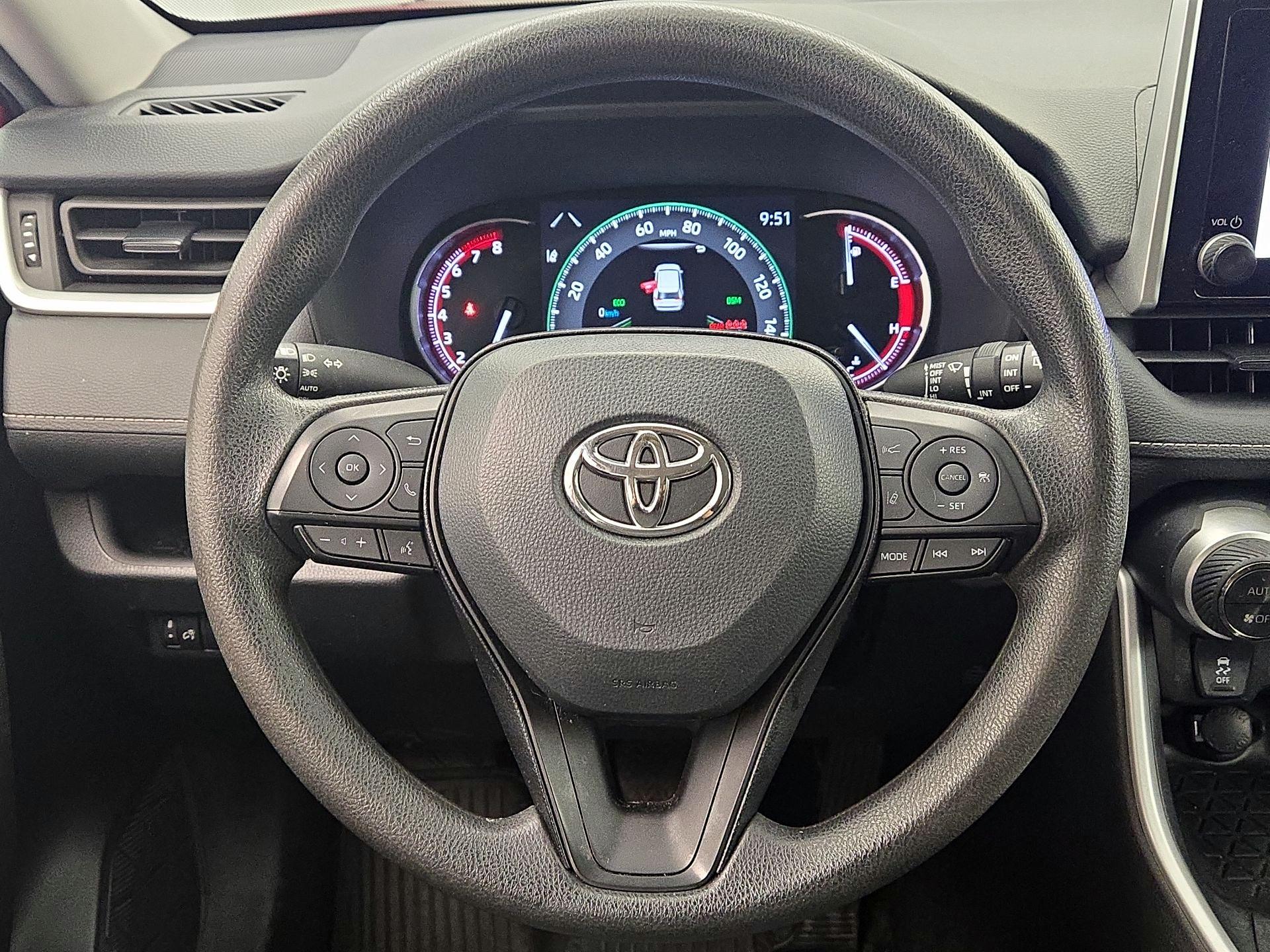 Thumbnail: 2024 Toyota RAV4 - 10