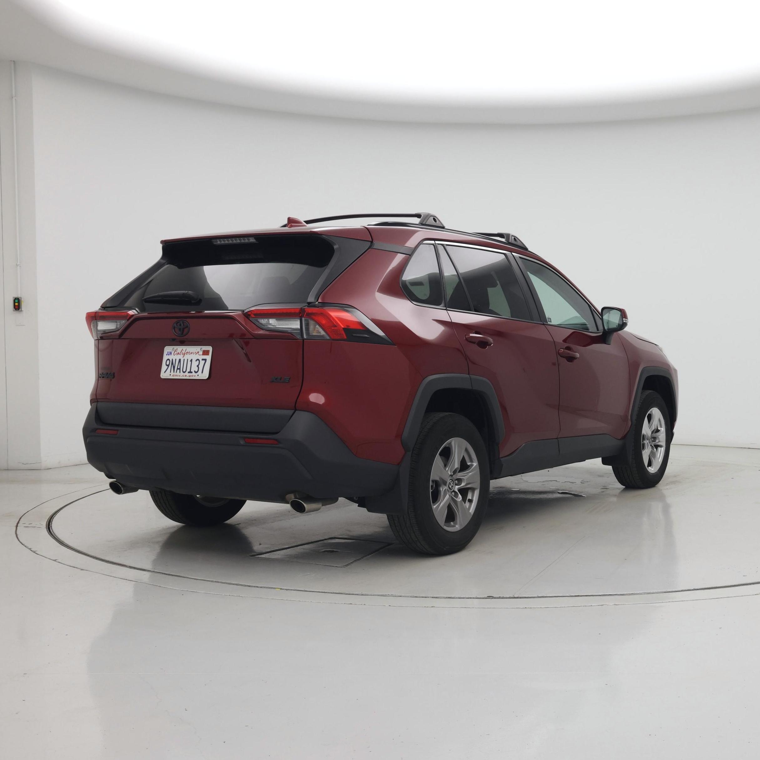 Thumbnail: 2024 Toyota RAV4 - 8