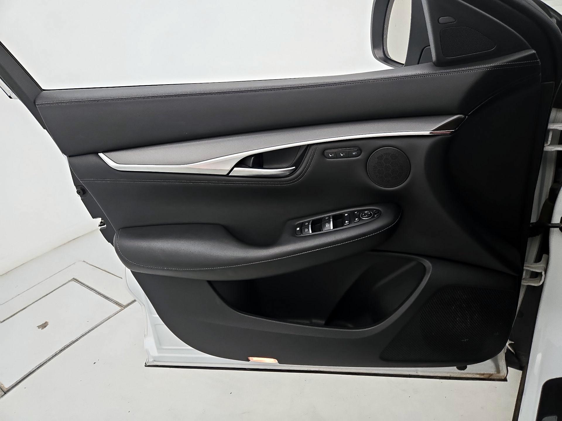 Thumbnail: 2024 INFINITI QX55 - 12