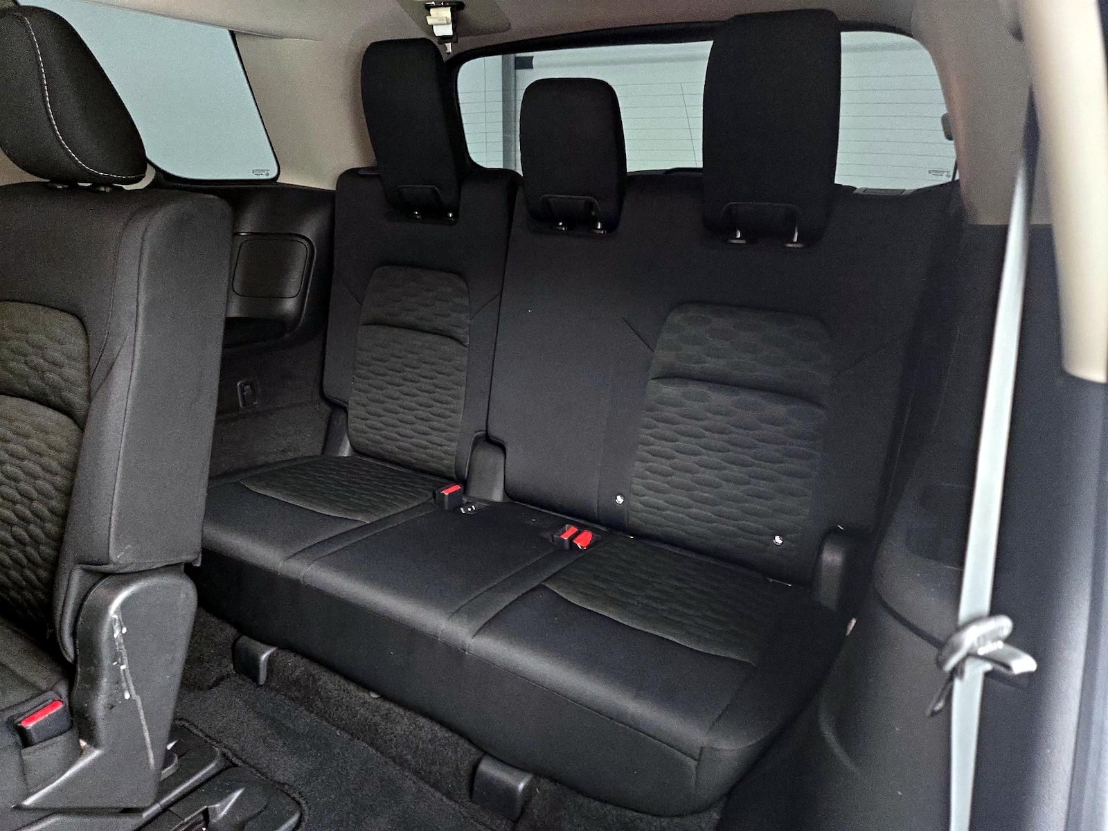 2024 Nissan Pathfinder S - Photo 21