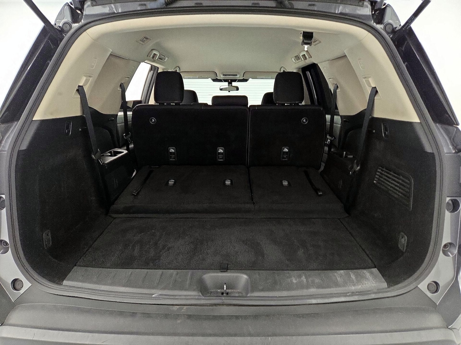 2024 Nissan Pathfinder S - Photo 23